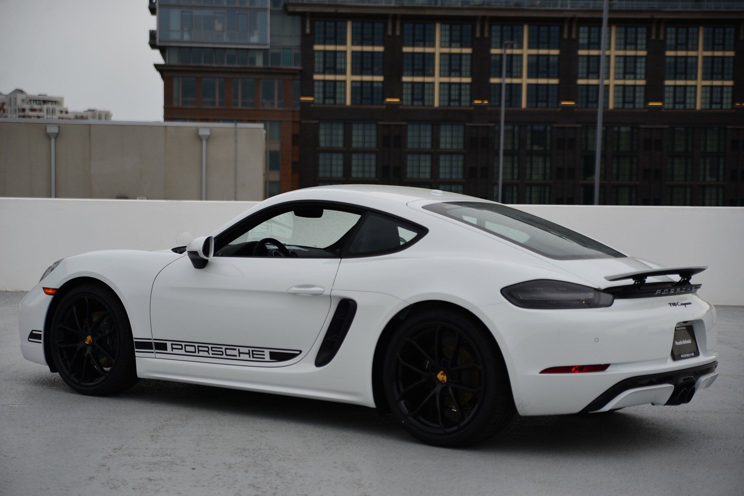 2025 Porsche Cayman Base photo 3