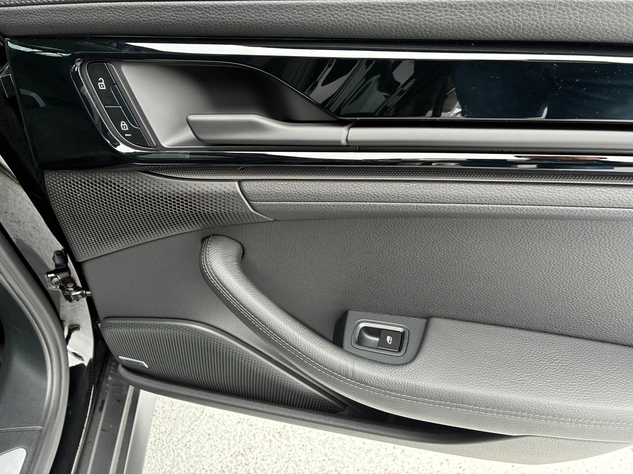 2025 Porsche Panamera Base - Photo 24