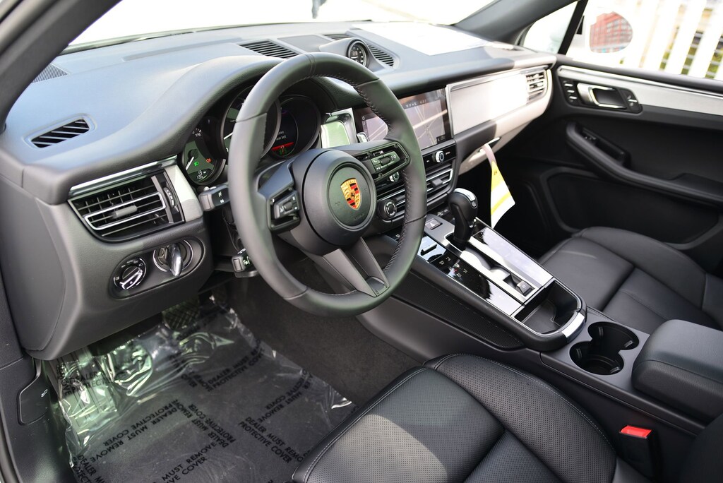 New 2026 Porsche Macan  SUV