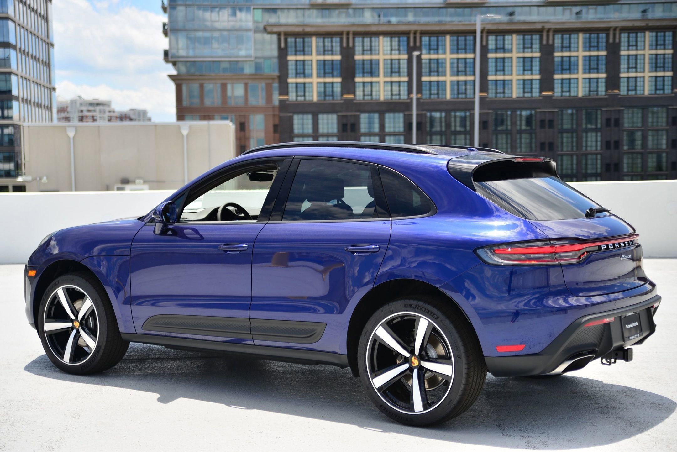 2025 Porsche Macan T photo 3