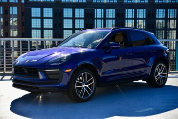 2025 Porsche Macan SUV