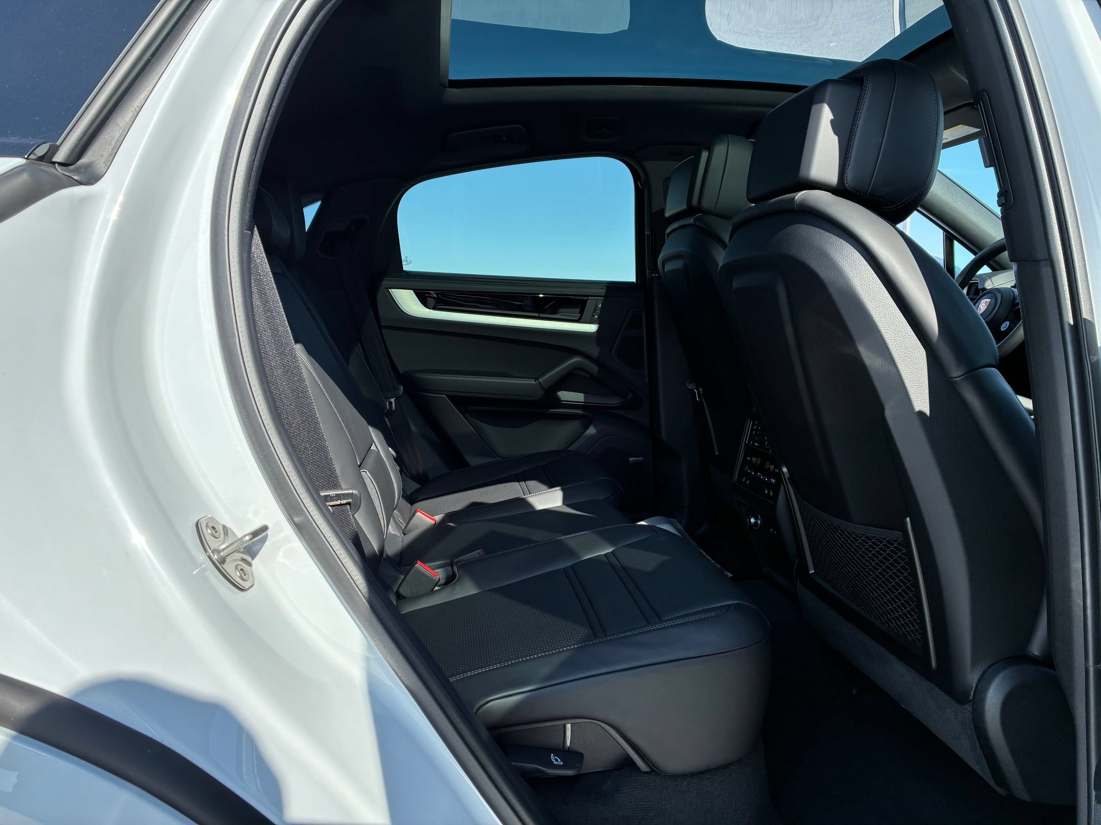 2026 Porsche Cayenne Coupe S - Photo 24
