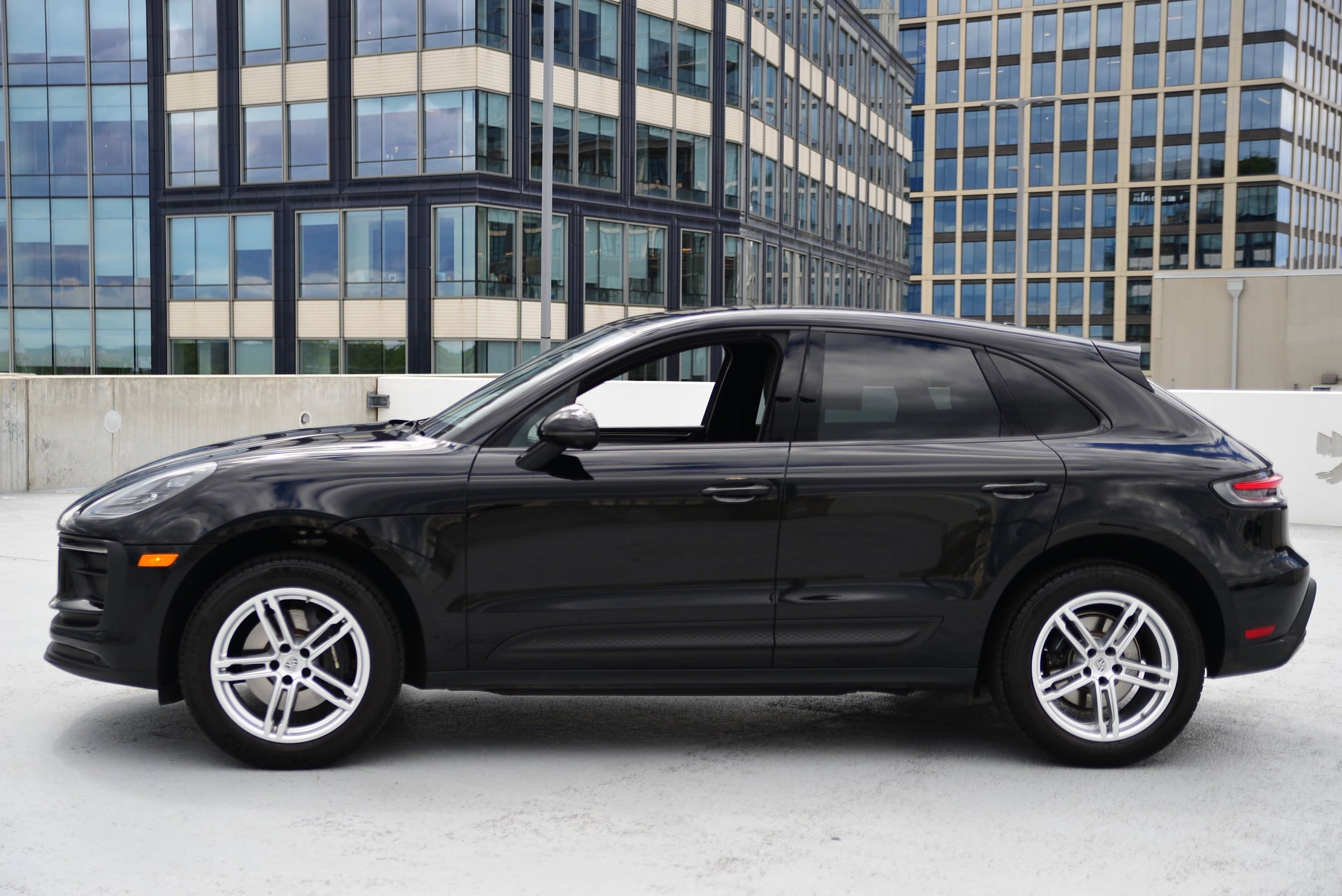 Certified 2025 Porsche Macan T with VIN WP1AA2A53SLB02271 for sale in North Bethesda, MD