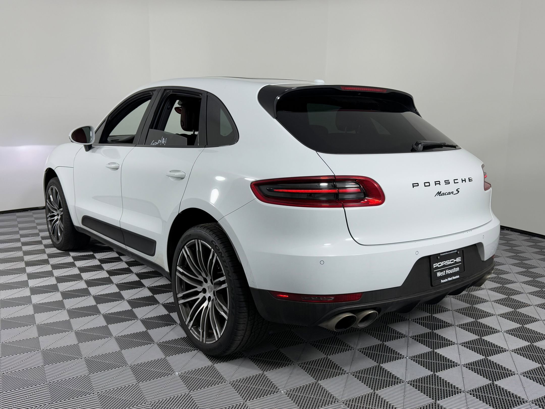 2018 Porsche Macan S photo 3