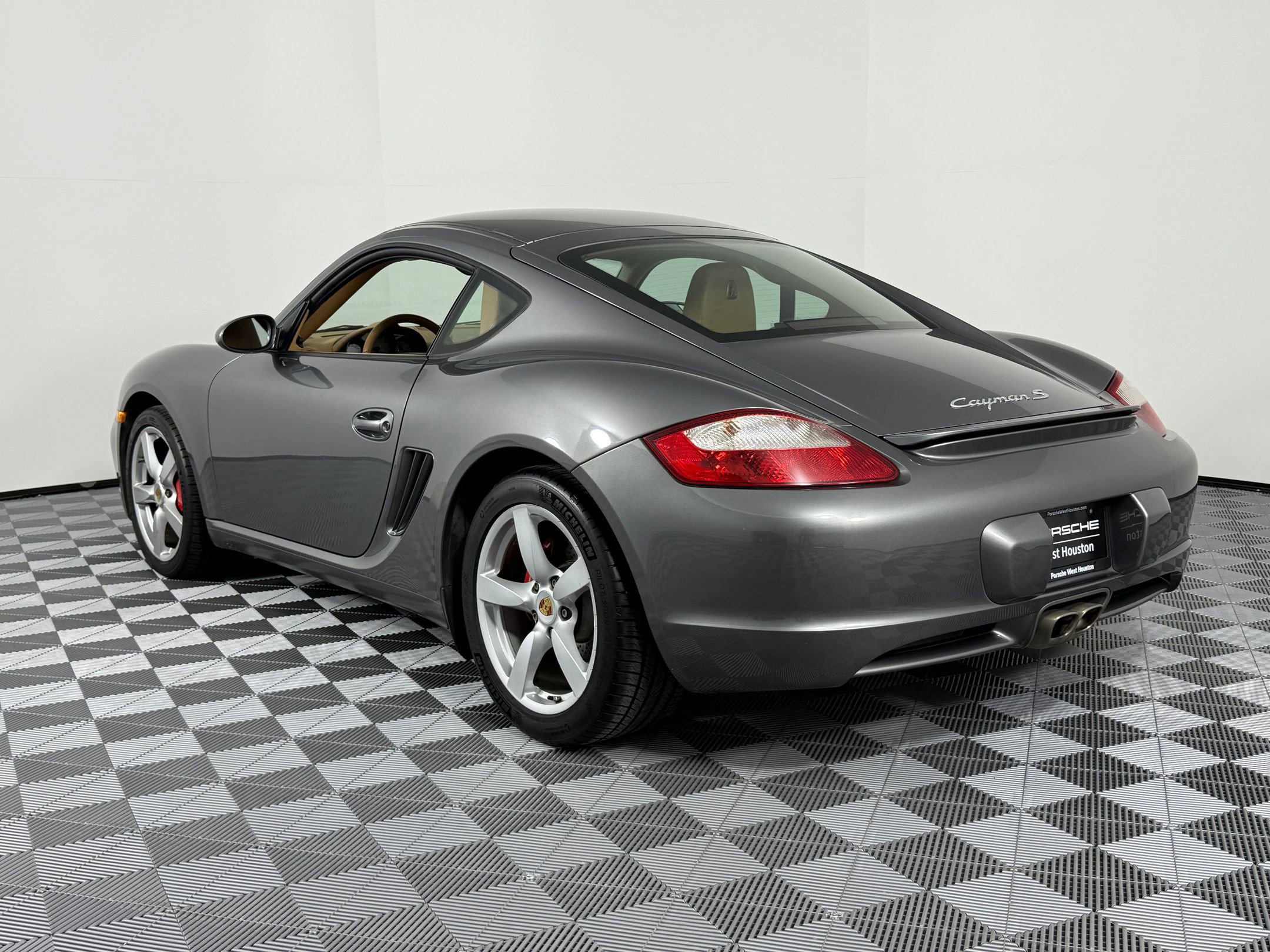 2008 Porsche Cayman S photo 3