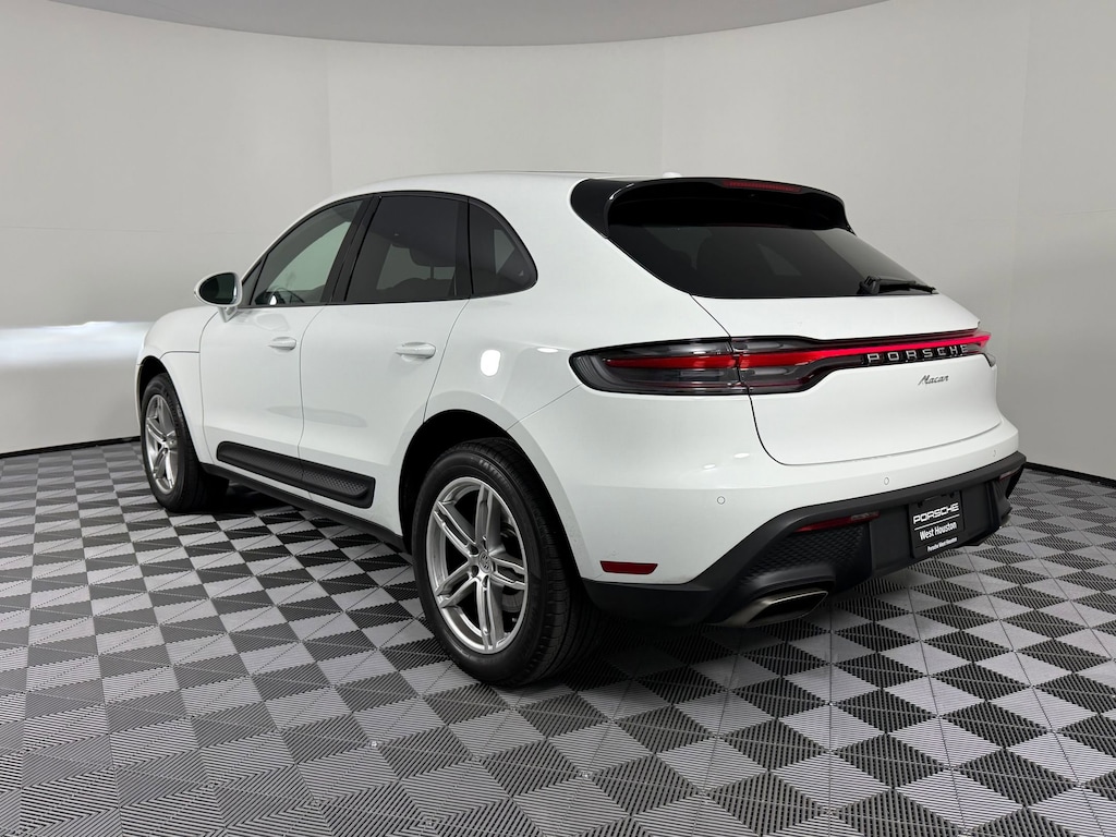 Certified 2025 Porsche Macan  SUV