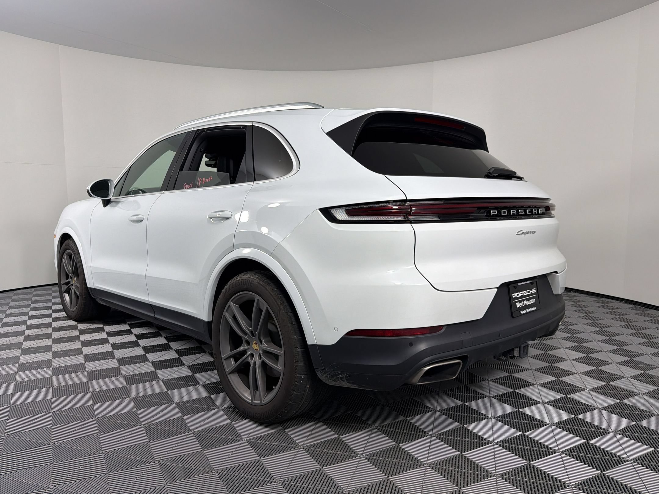 Cayenne SUV
