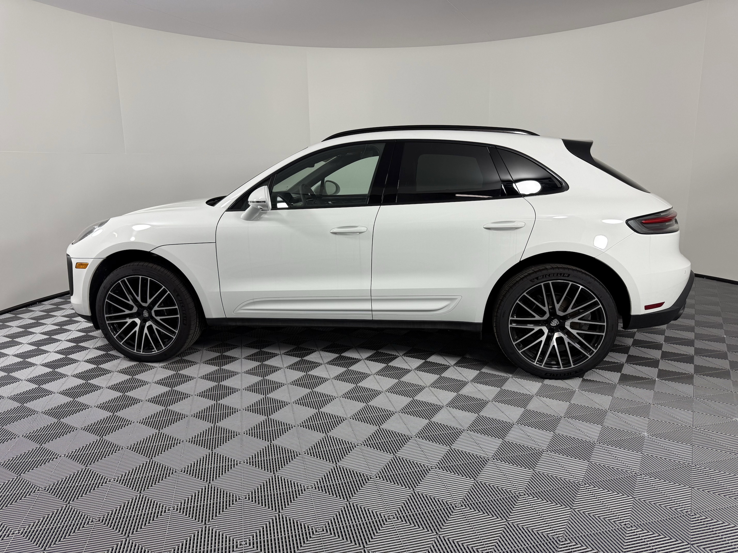 Certified 2025 Porsche Macan Base with VIN WP1AA2A5XSLB04504 for sale in Houston, TX