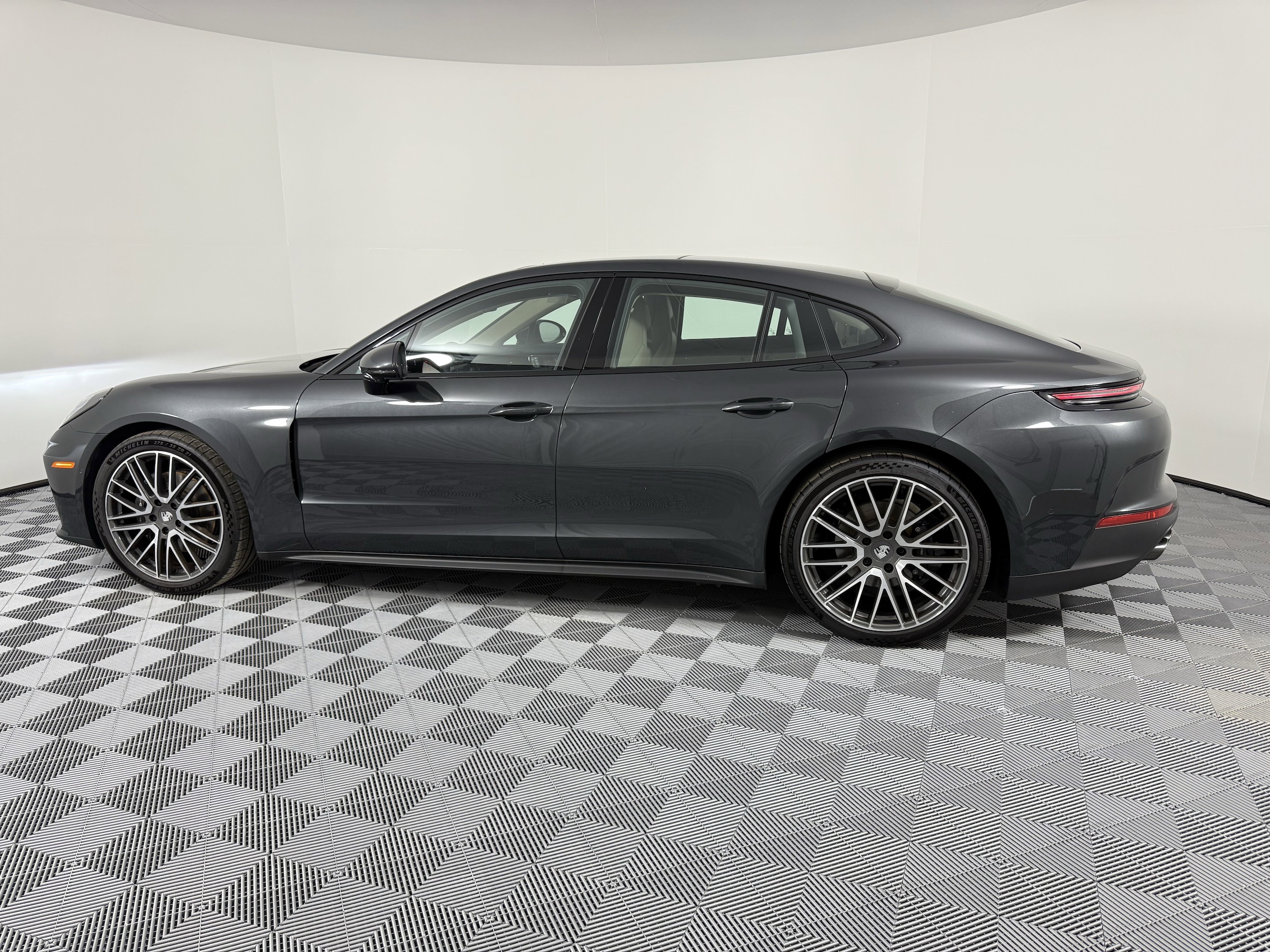 Certified 2025 Porsche Panamera Base with VIN WP0AA2YA2SL001694 for sale in Houston, TX