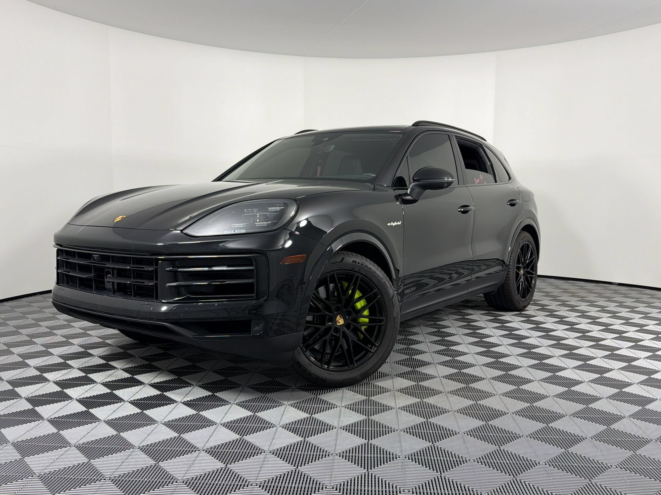 Cayenne E-Hybrid SUV