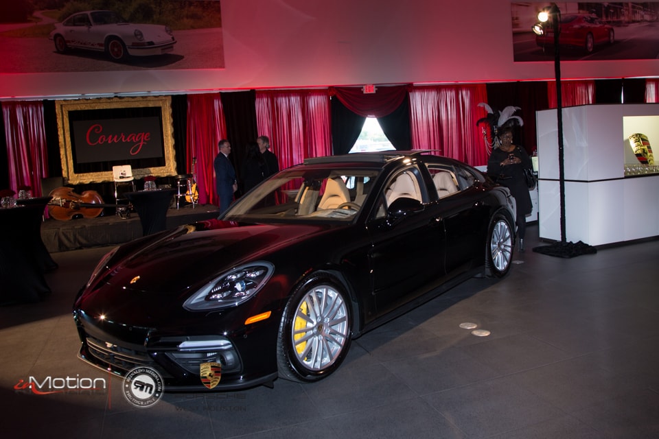 Side View of Porsche.jpg