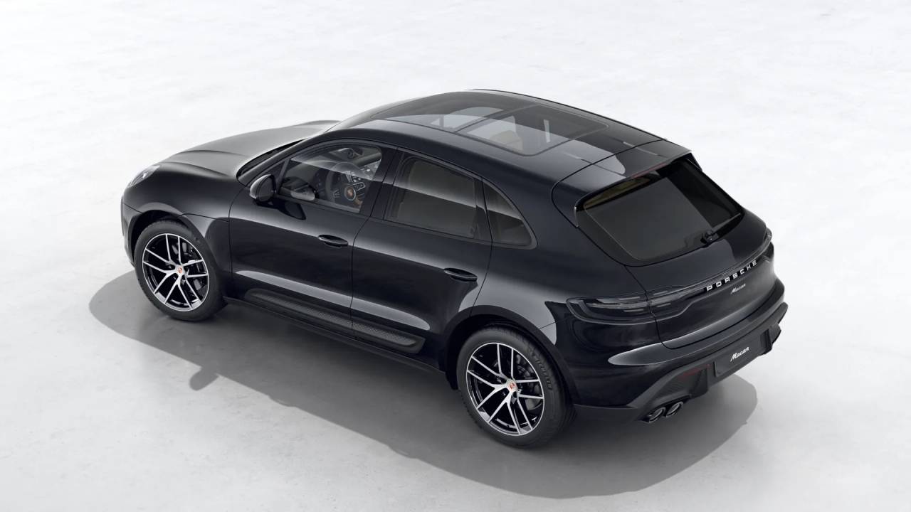 2026 Porsche Macan T photo 4
