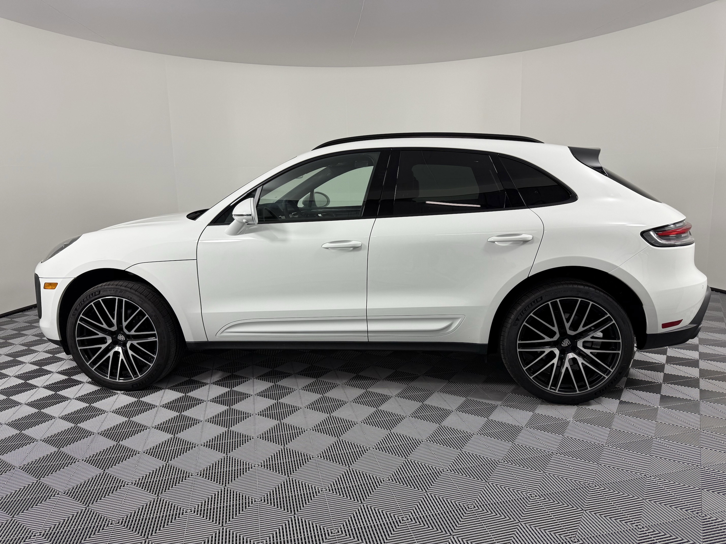 Certified 2025 Porsche Macan Base with VIN WP1AA2A59SLB04199 for sale in Houston, TX