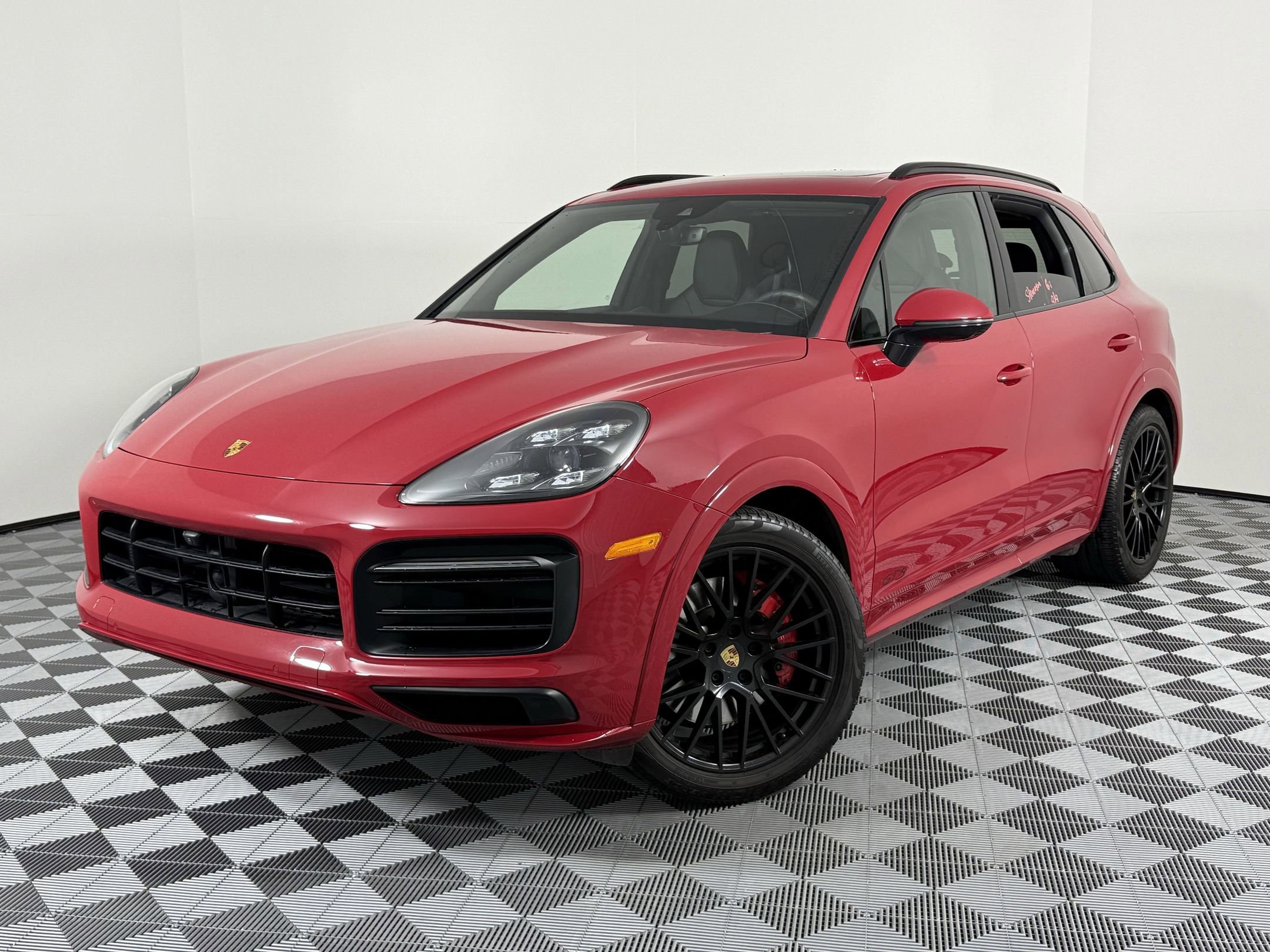 2023 Porsche Cayenne GTS
