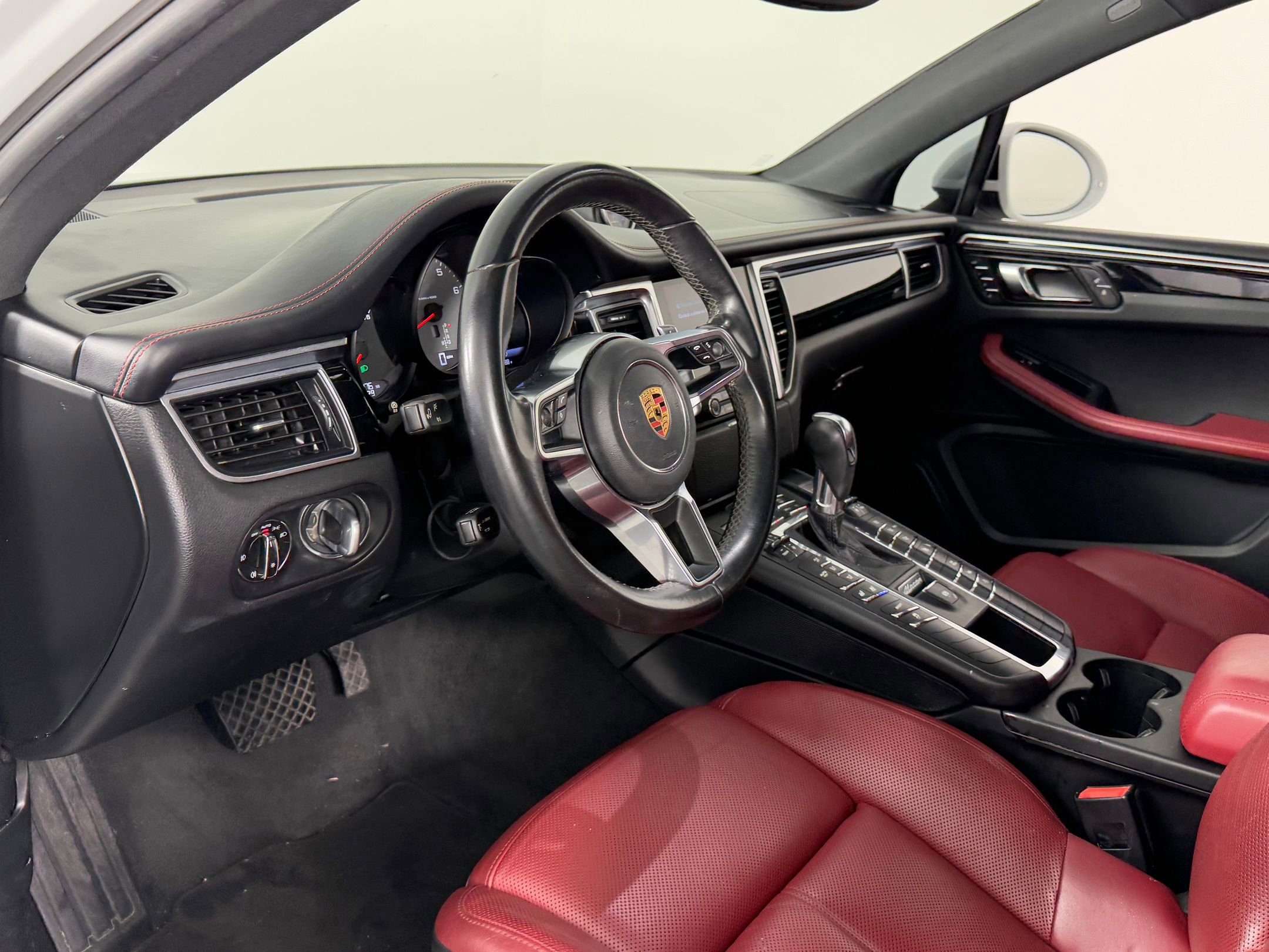 2018 Porsche Macan S photo 4