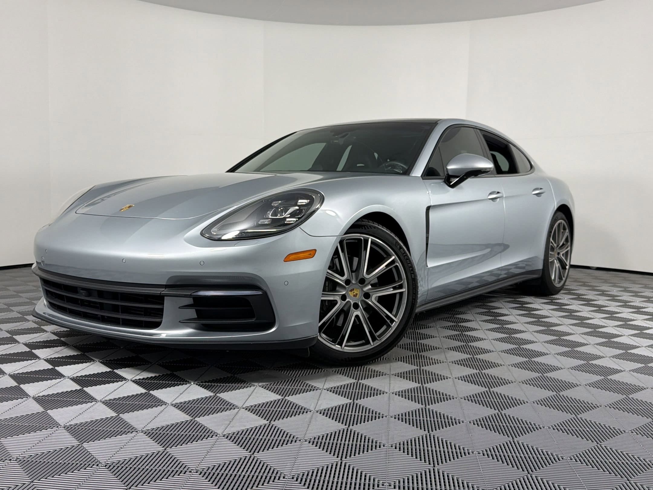 Panamera Sedan