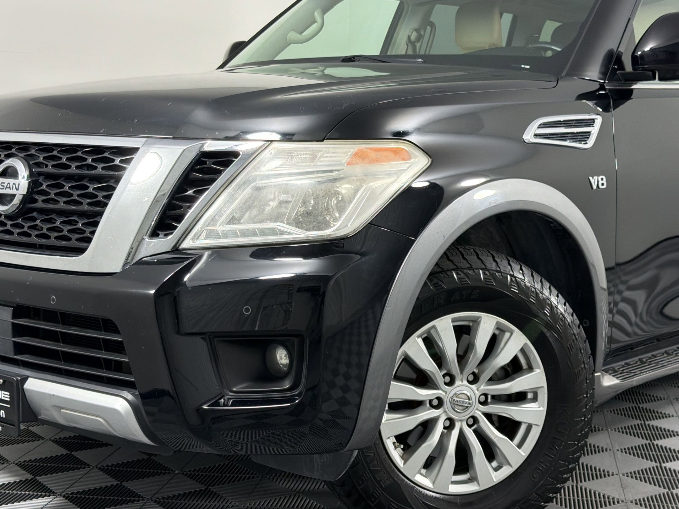 Armada SV SUV