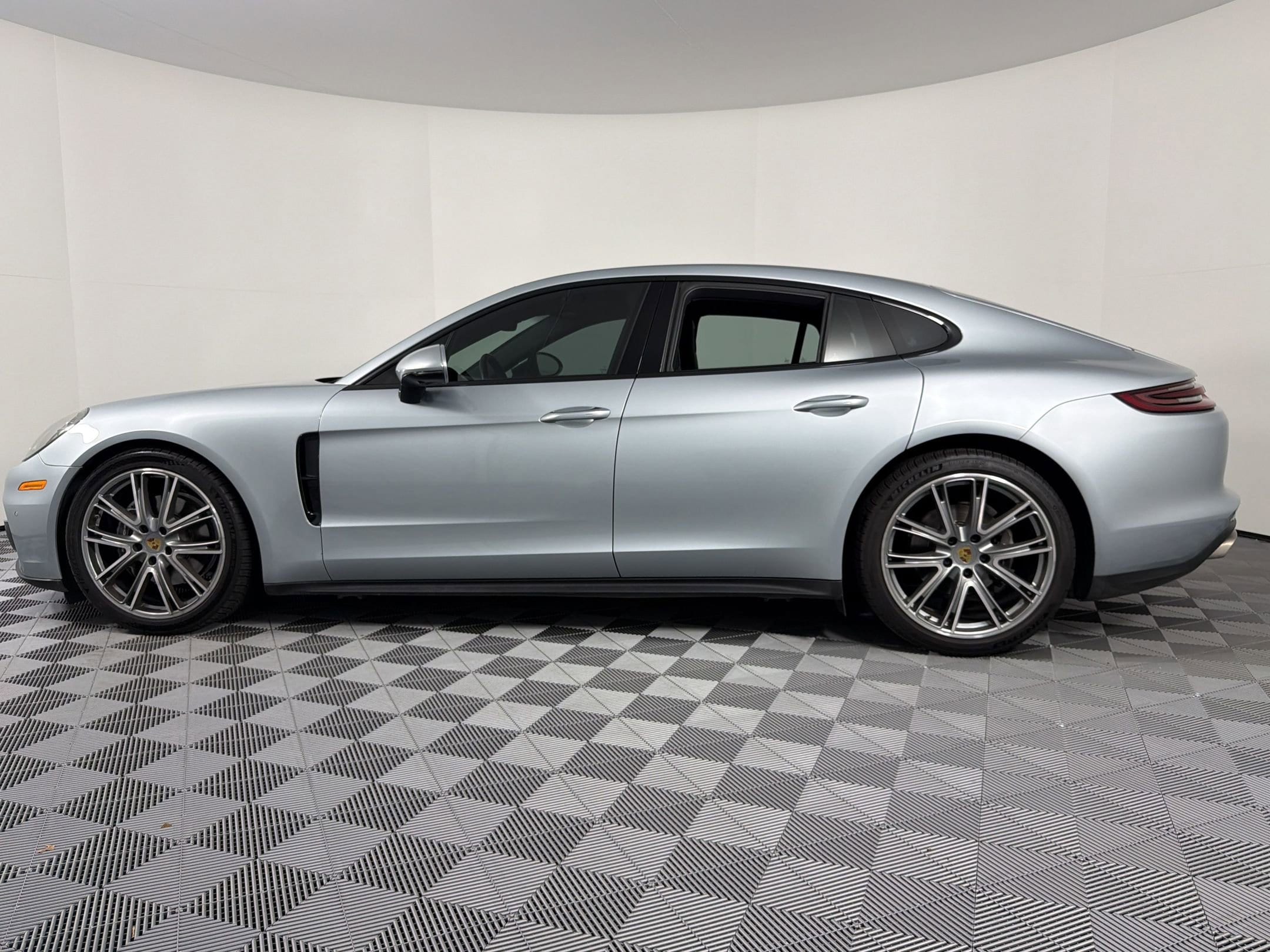 Panamera Sedan