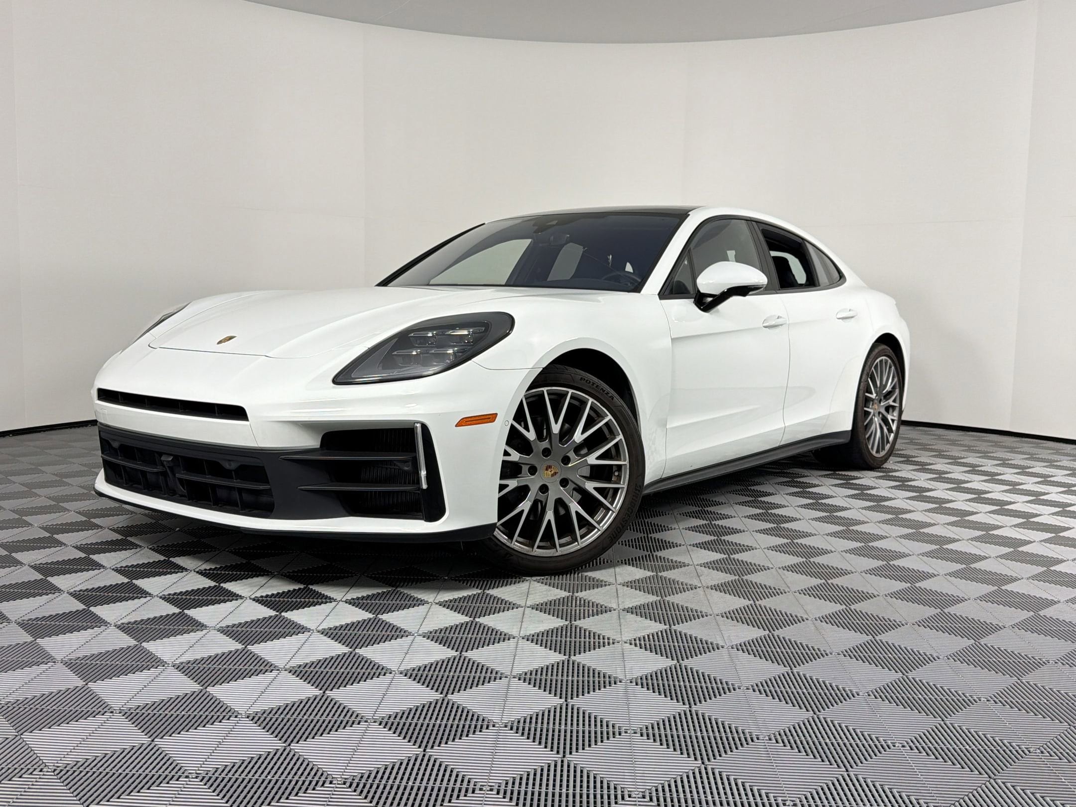 Panamera Hatchback