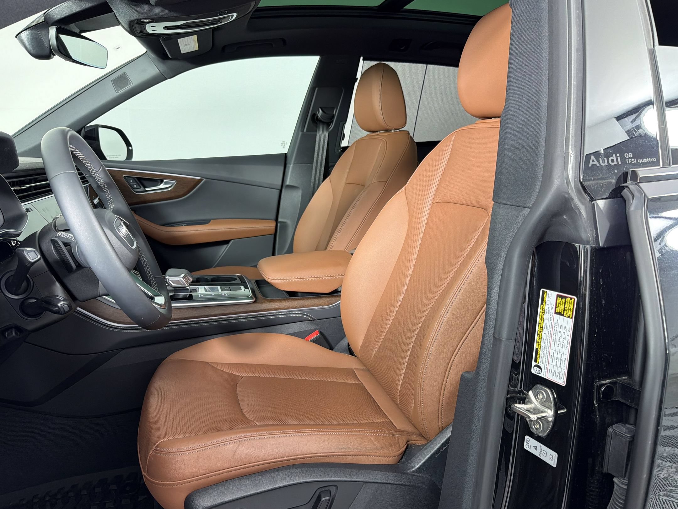 Q8 Premium Plus SUV