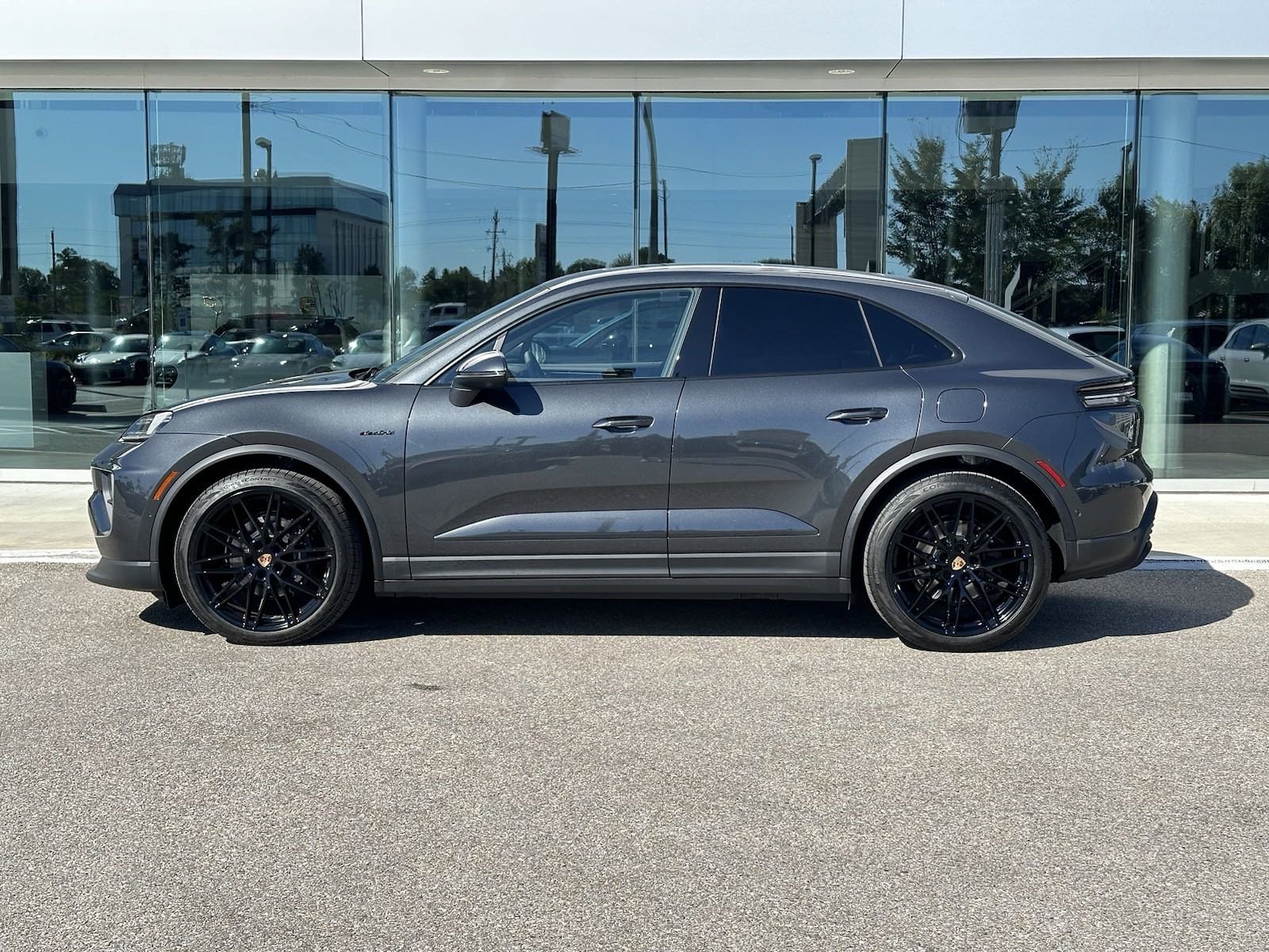 Certified 2024 Porsche Macan Base with VIN WP1AA2XA8RL002968 for sale in Houston, TX