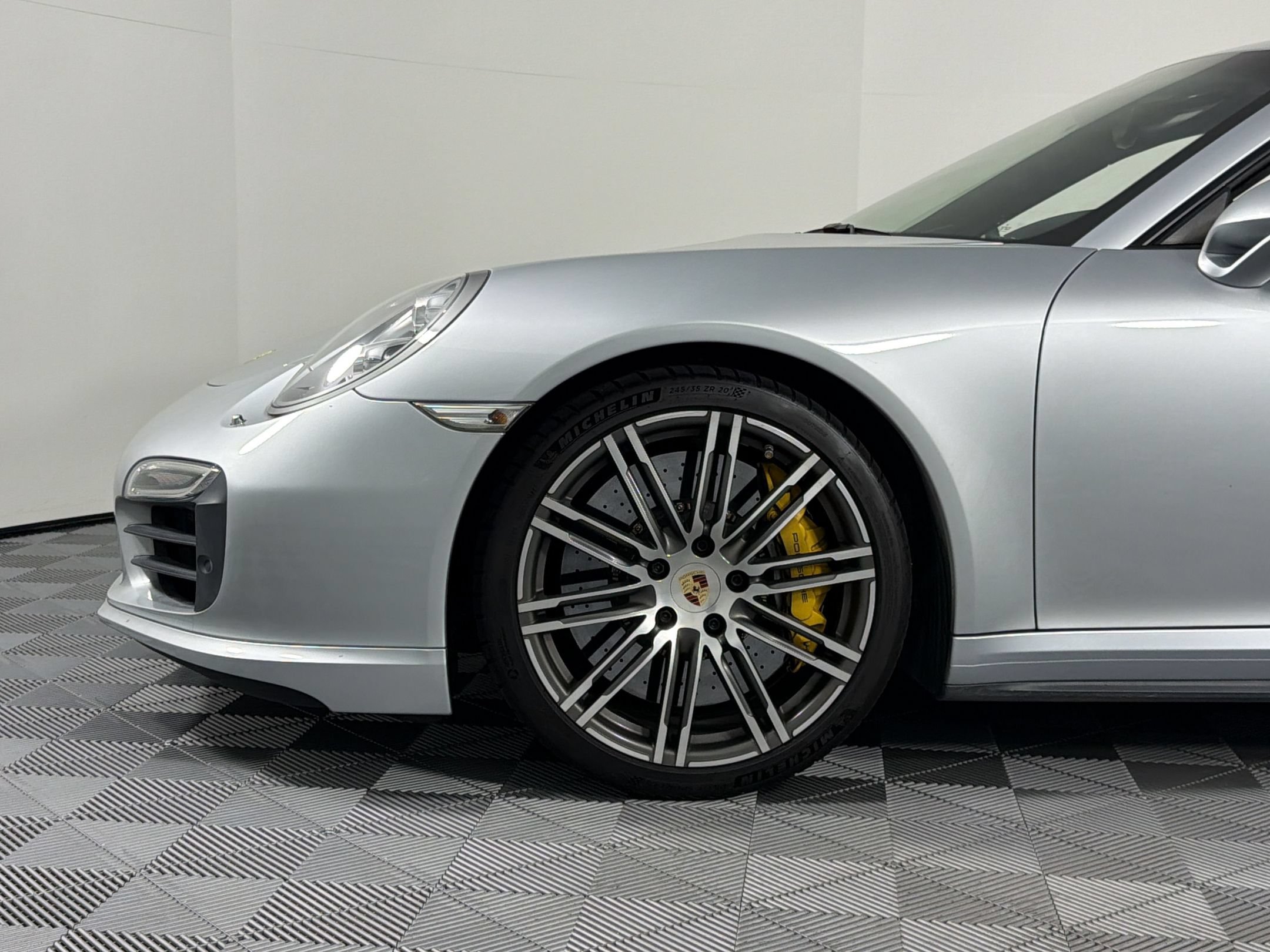911 Turbo S Coupe