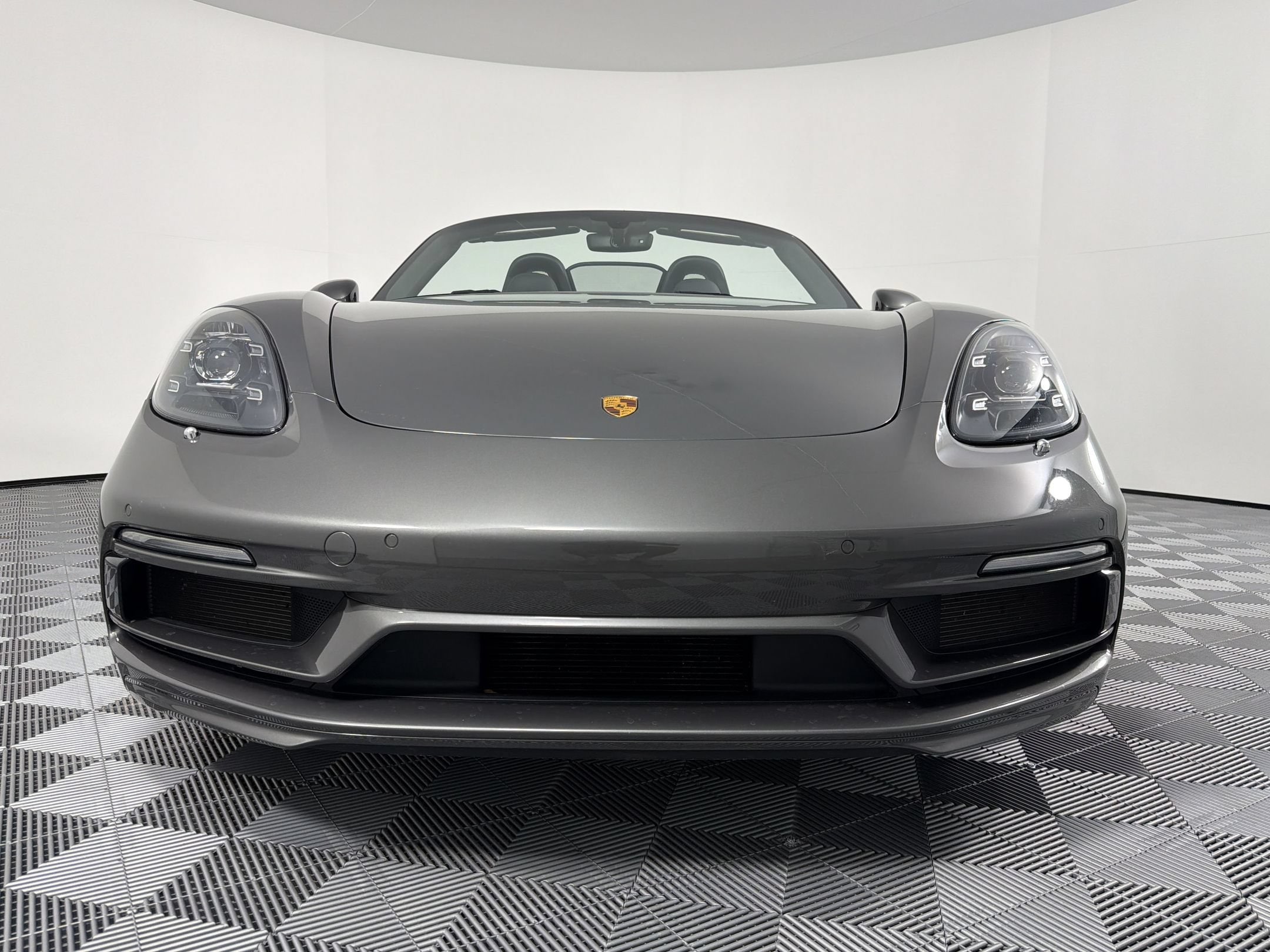 718 Boxster Roadster Convertible