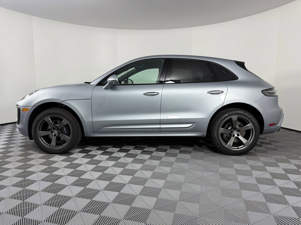 New 2026 Porsche Macan  SUV