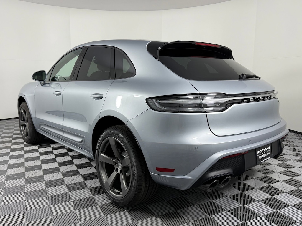 New 2026 Porsche Macan  SUV