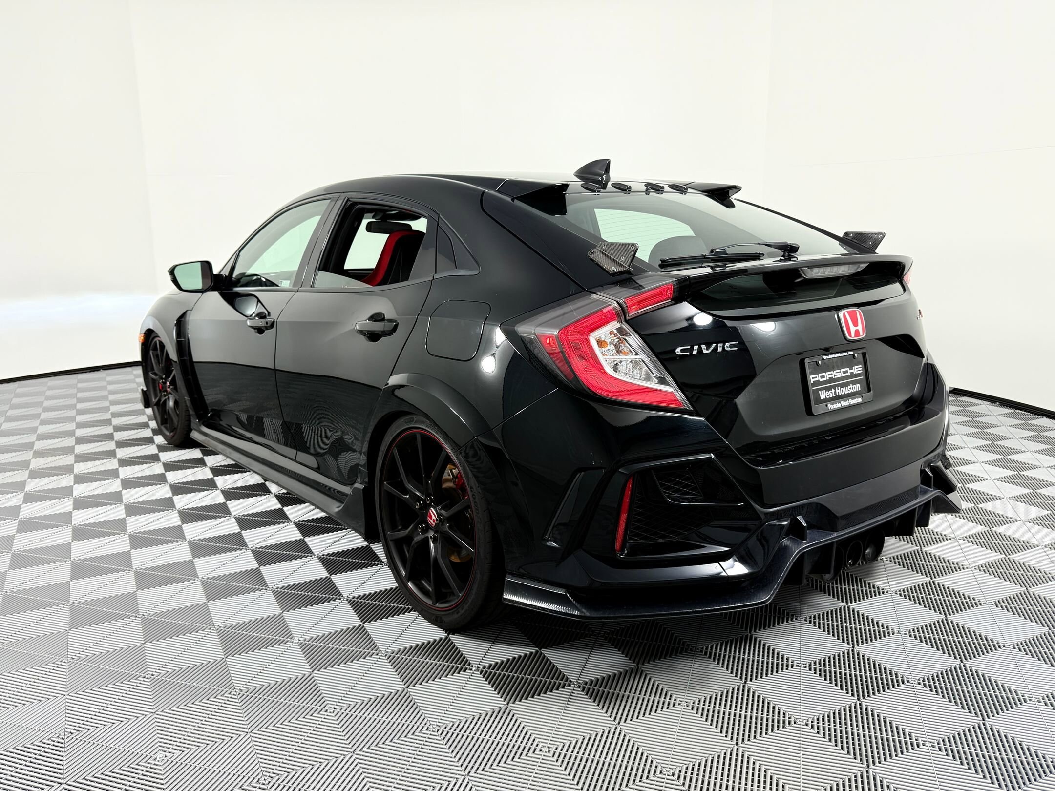2020 Honda Civic Type R Touring photo 3