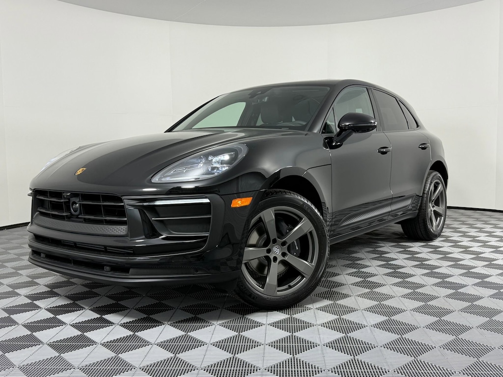 New 2026 Porsche Macan SUV