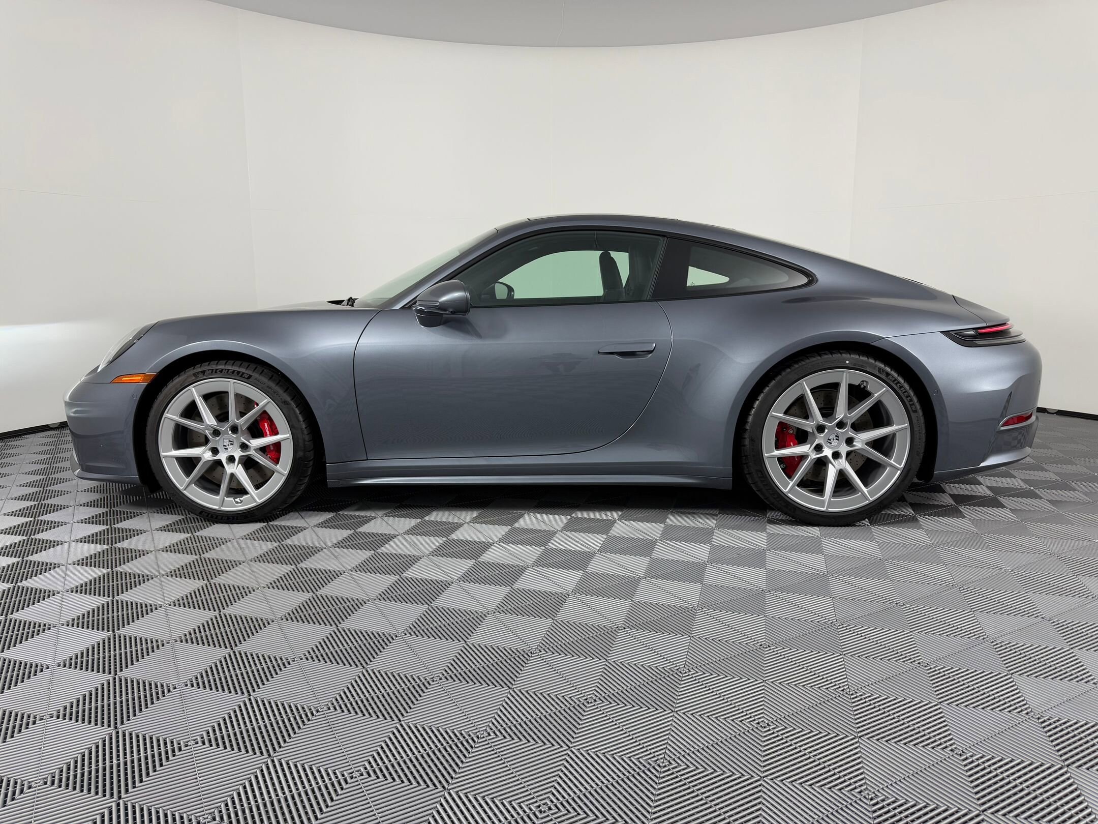 2026 Porsche 911 S photo 2