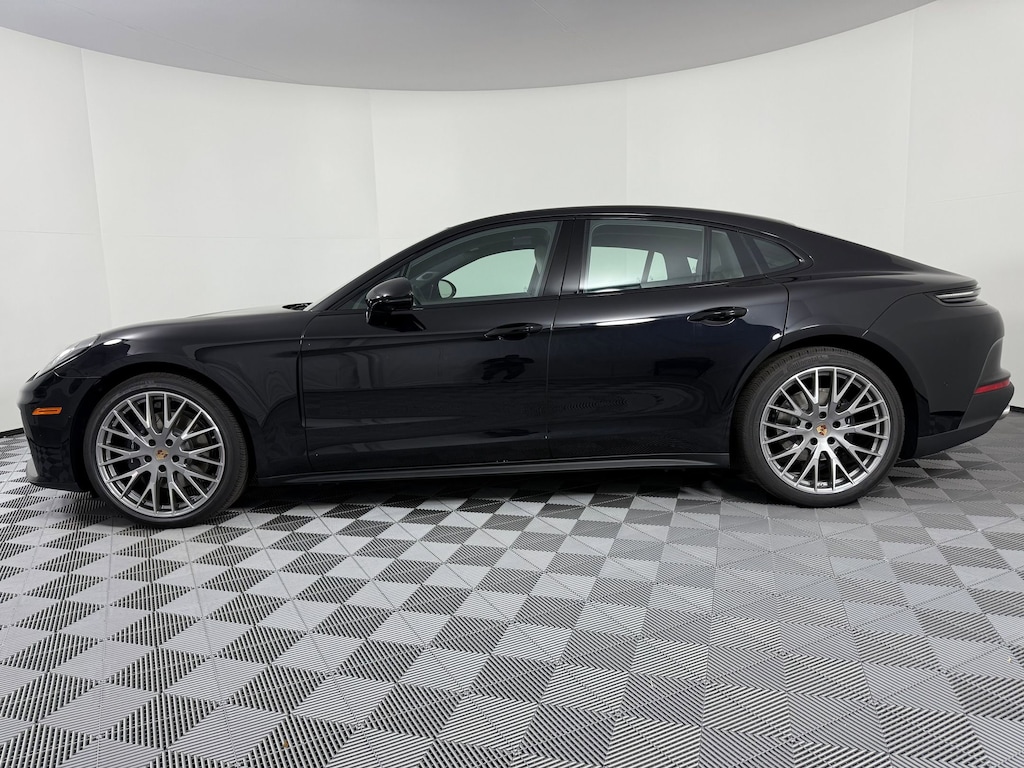 New 2026 Porsche Panamera 4 Hatchback