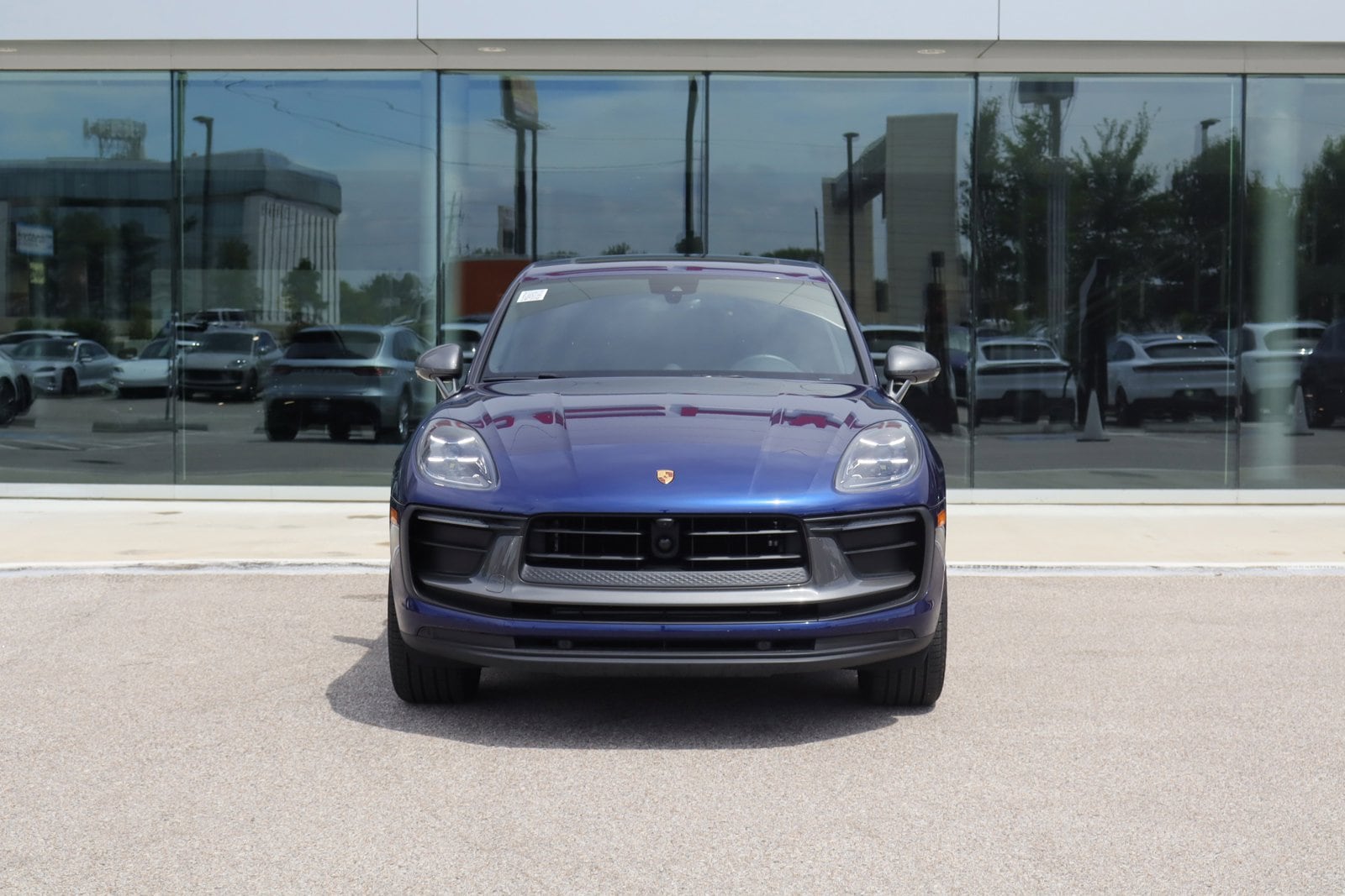 Used 2024 Porsche Macan T with VIN WP1AA2A53RLB09313 for sale in Houston, TX