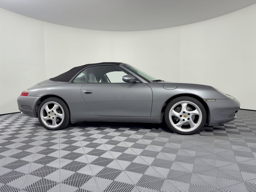 911 Carrera 911 Carrera (2dr Carrera Cabriolet 6-Spd Manual) Convertible