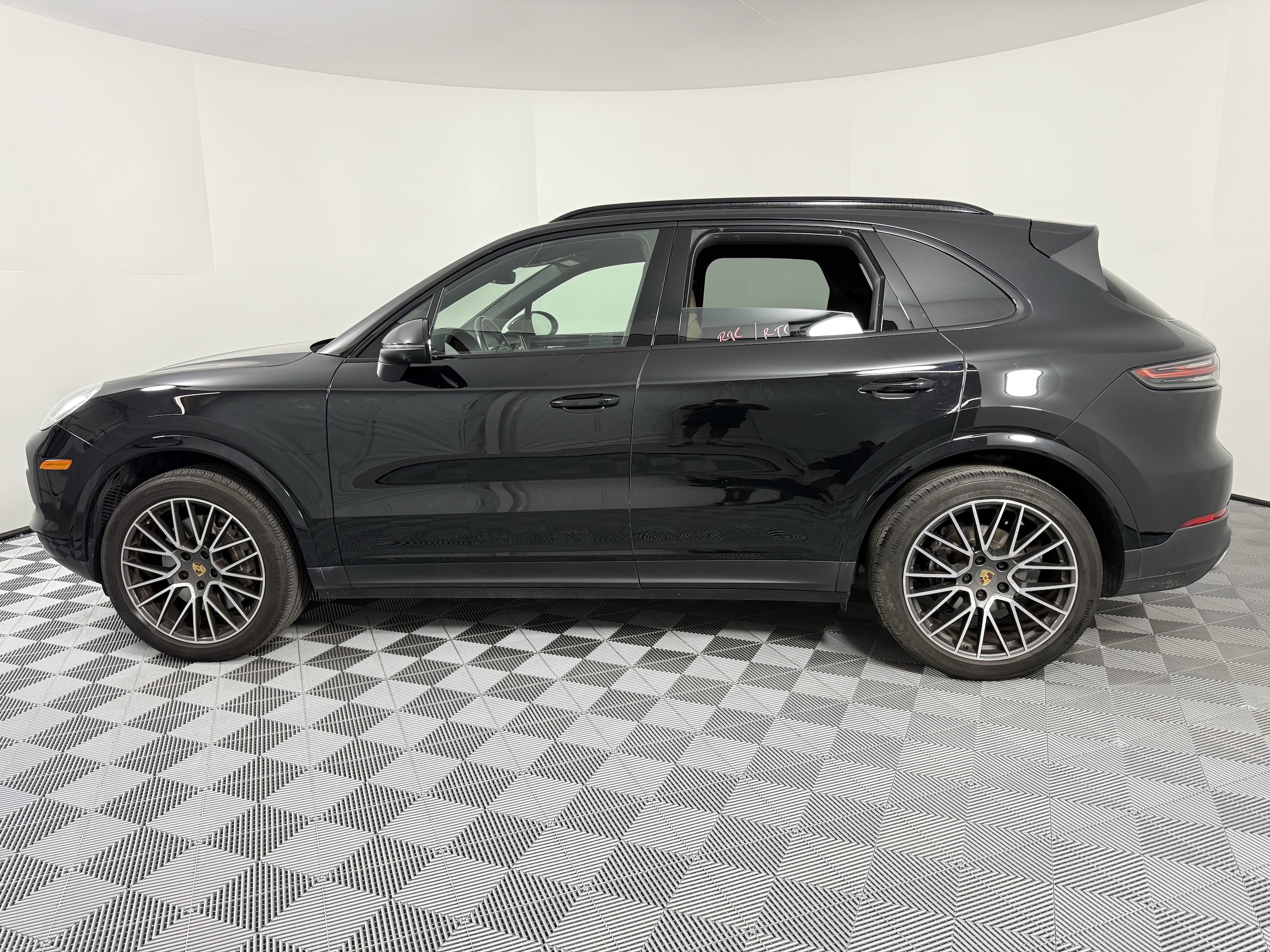 Used 2023 Porsche Cayenne Base with VIN WP1AA2AY8PDA02436 for sale in Houston, TX