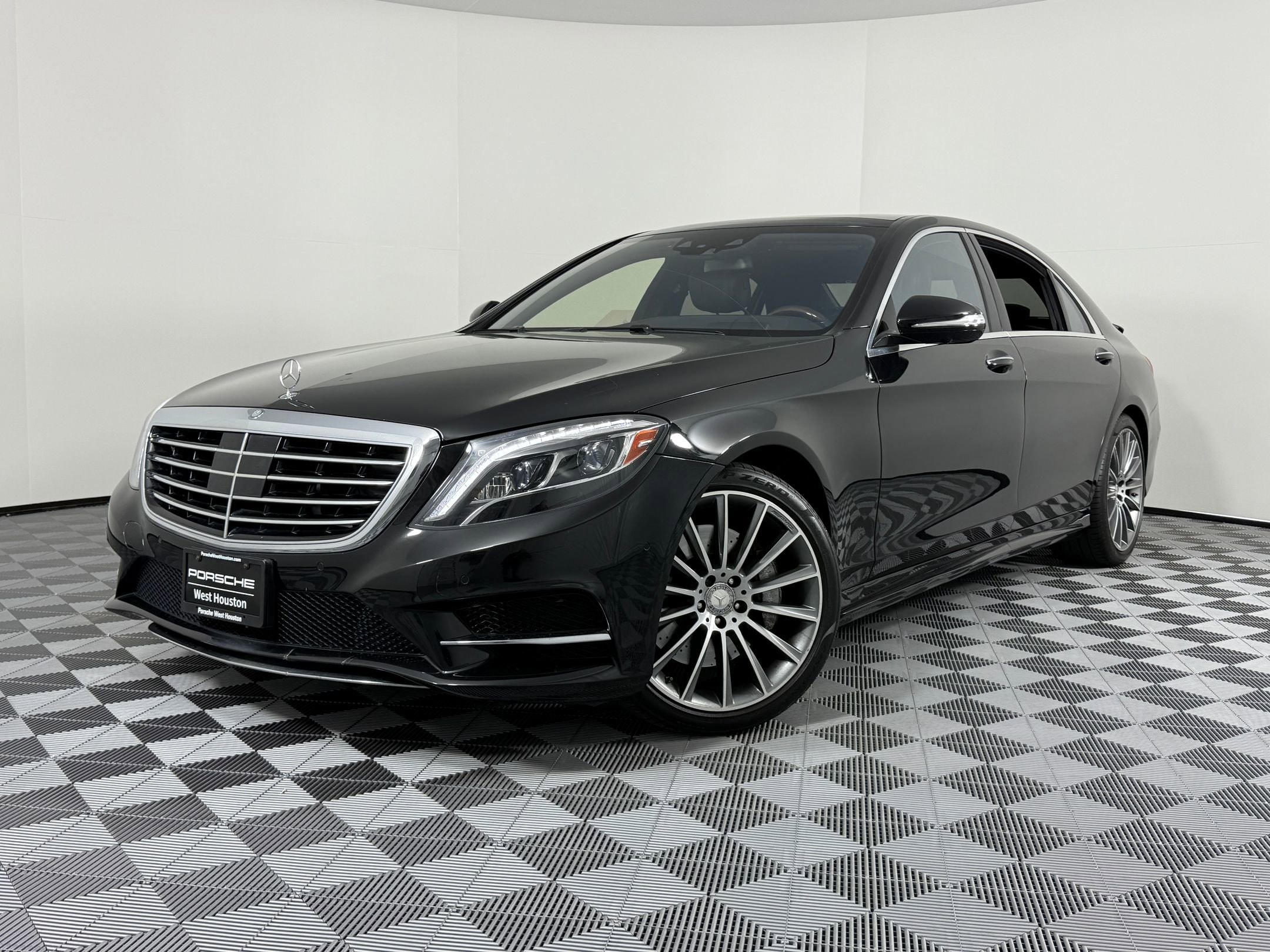 2016 Mercedes-Benz S-Class