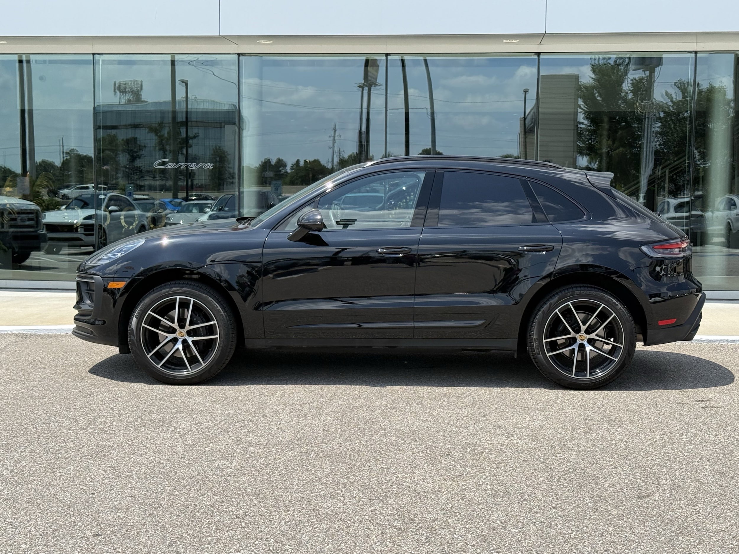 Certified 2025 Porsche Macan Base with VIN WP1AA2A5XSLB04258 for sale in Houston, TX