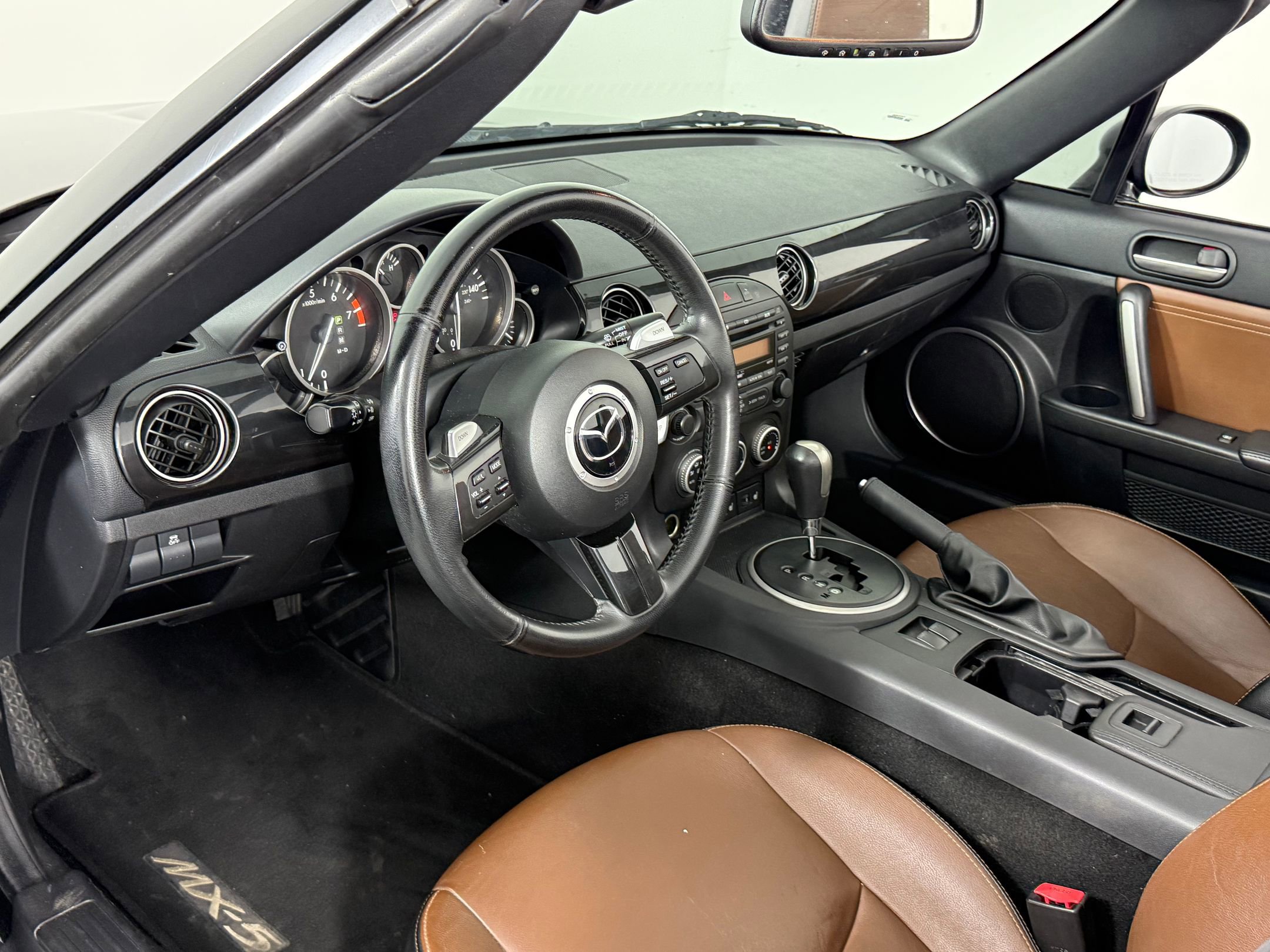 2014 Mazda MX-5 Miata Miata Grand Touring photo 4