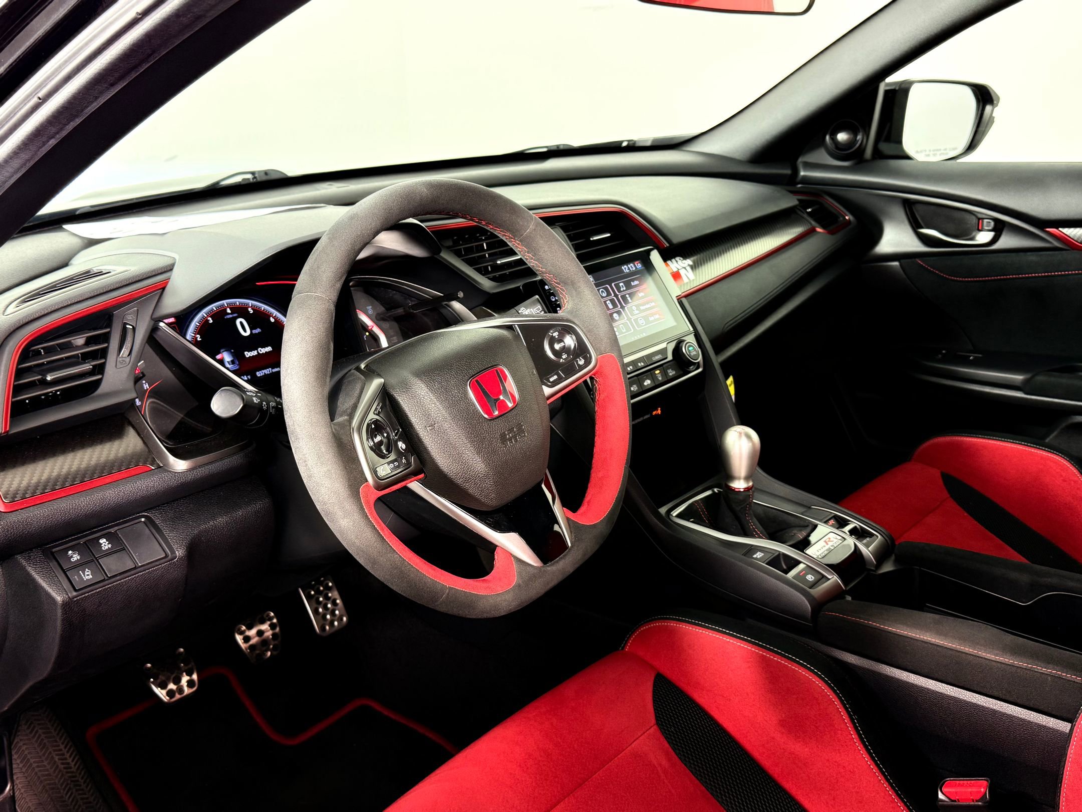2020 Honda Civic Type R Touring photo 4
