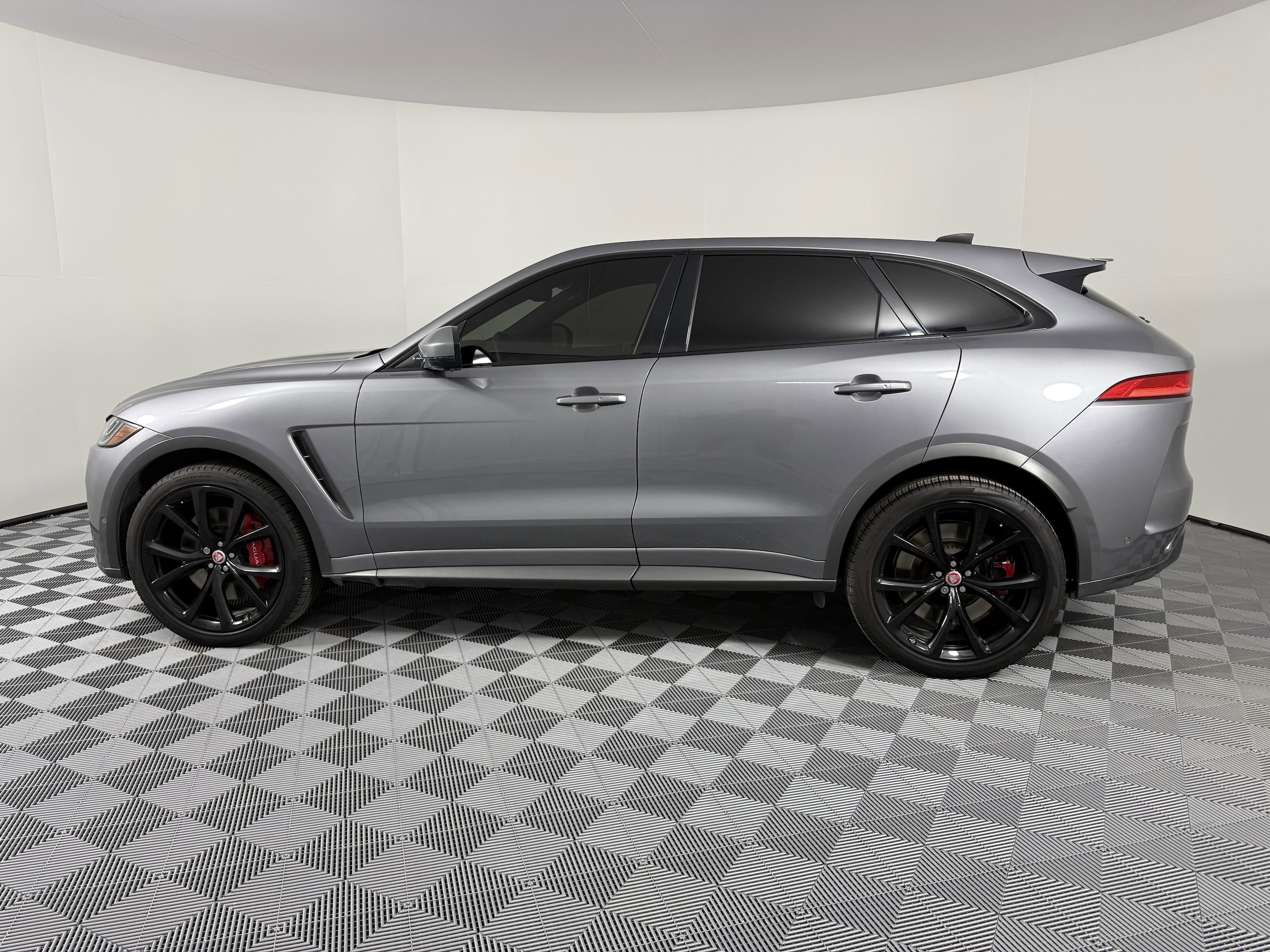 Used 2020 Jaguar F-Pace SVR with VIN SADCZ2EE6LA662722 for sale in Houston, TX