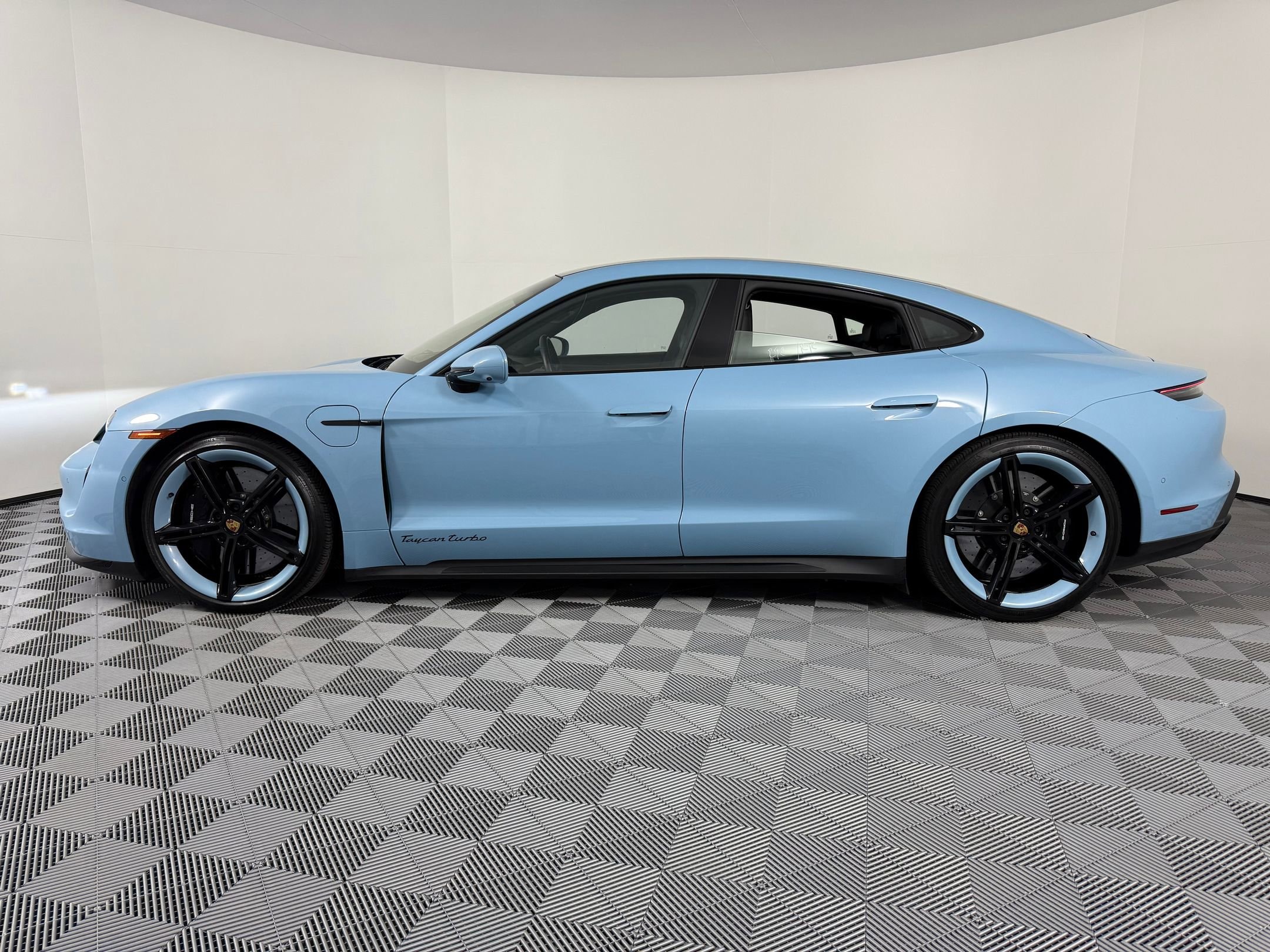 Certified 2020 Porsche Taycan Turbo with VIN WP0AC2Y1XLSA72694 for sale in Houston, TX