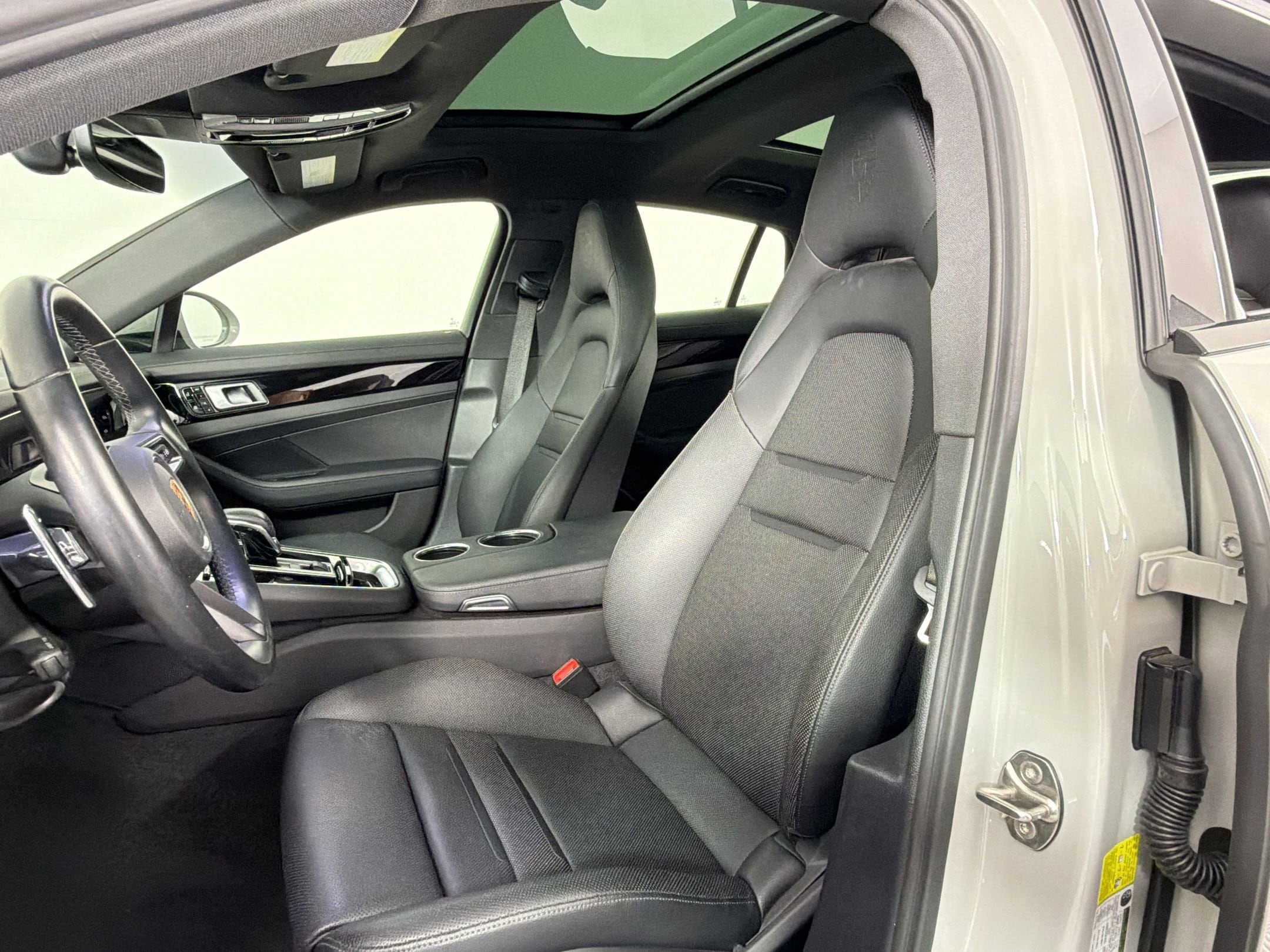 Panamera 4S Hatchback