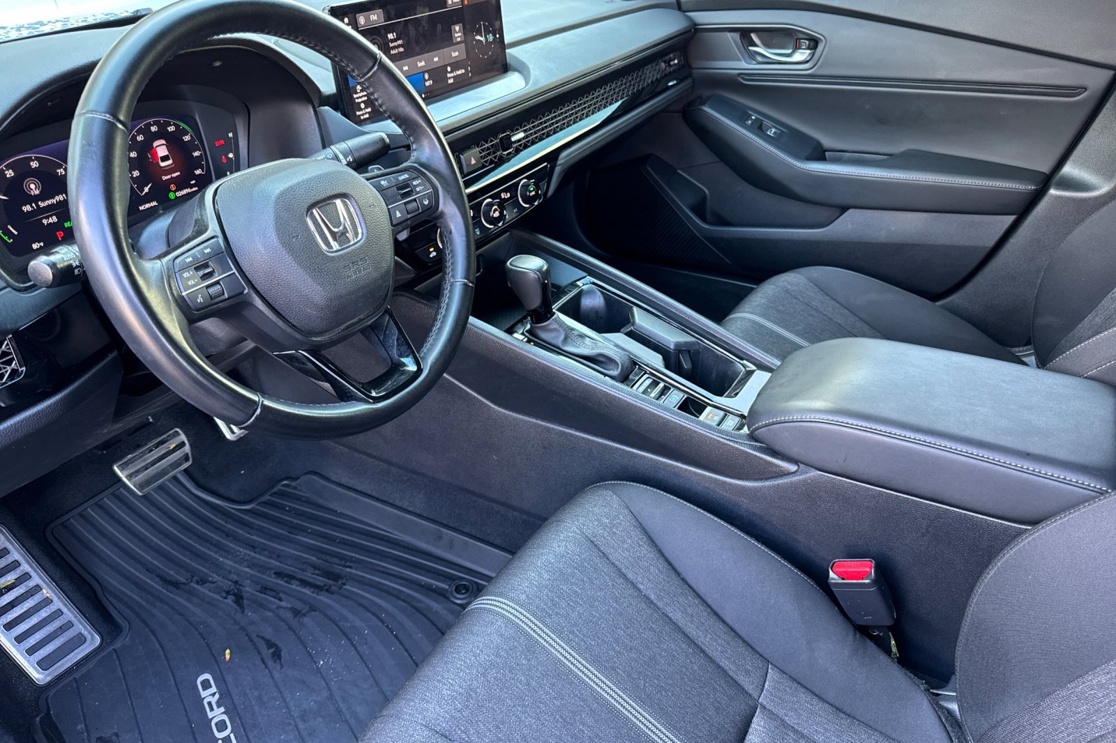 2023 Honda Accord Hybrid Sport photo 4