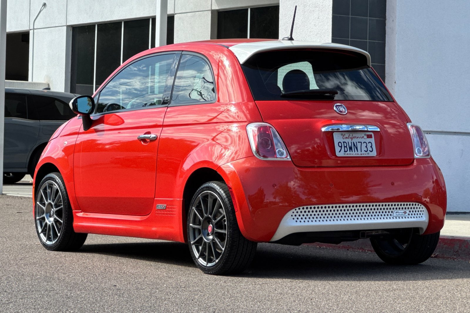 2015 Fiat 500e photo 3