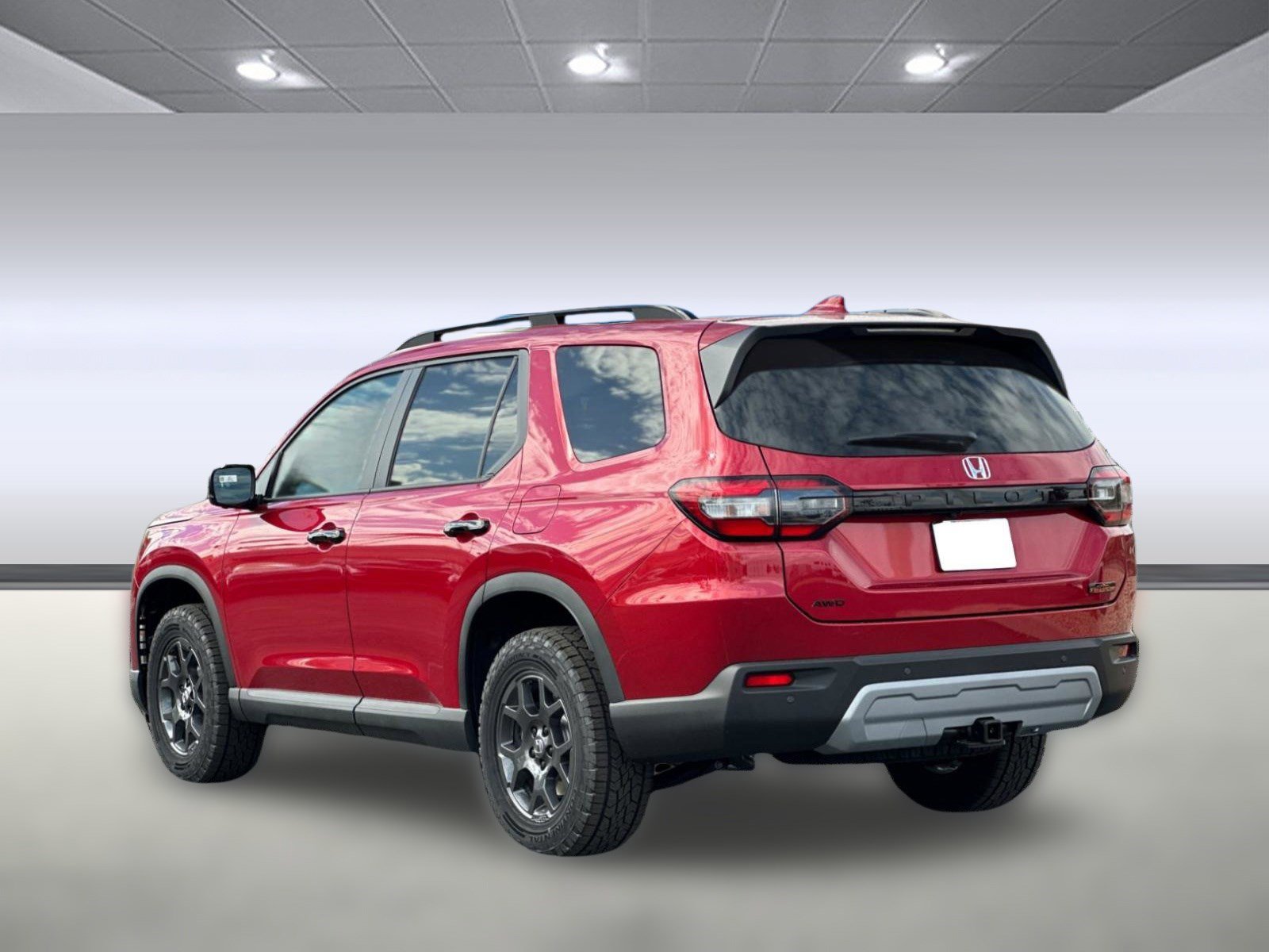 2025 Honda Pilot TrailSport photo 3