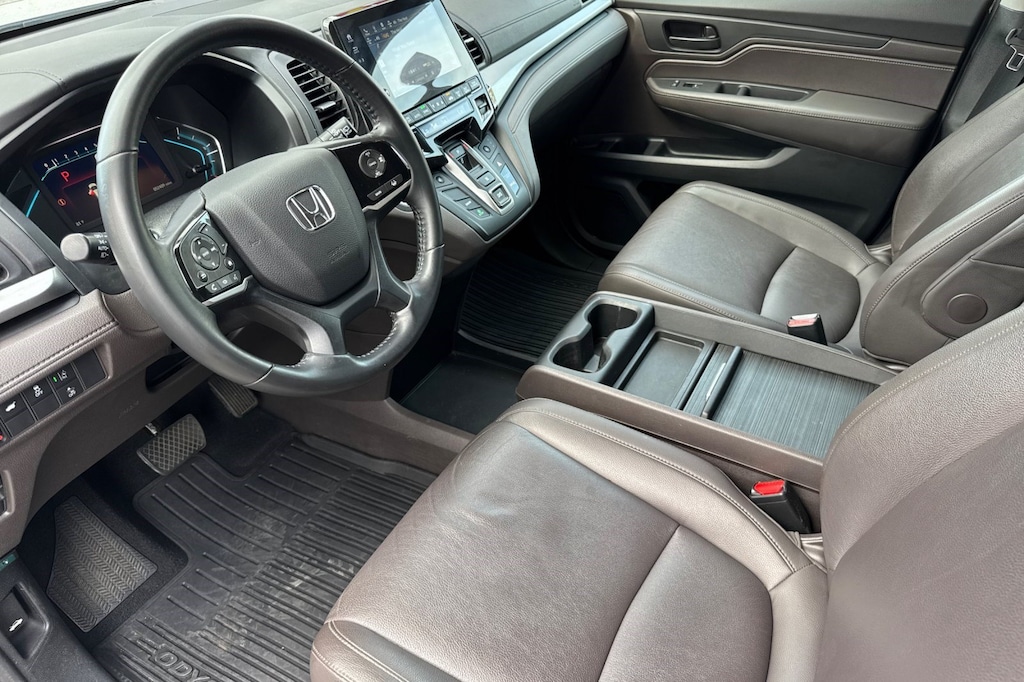 Used 2018 Honda Odyssey EX-L w/Navigation & RES Van