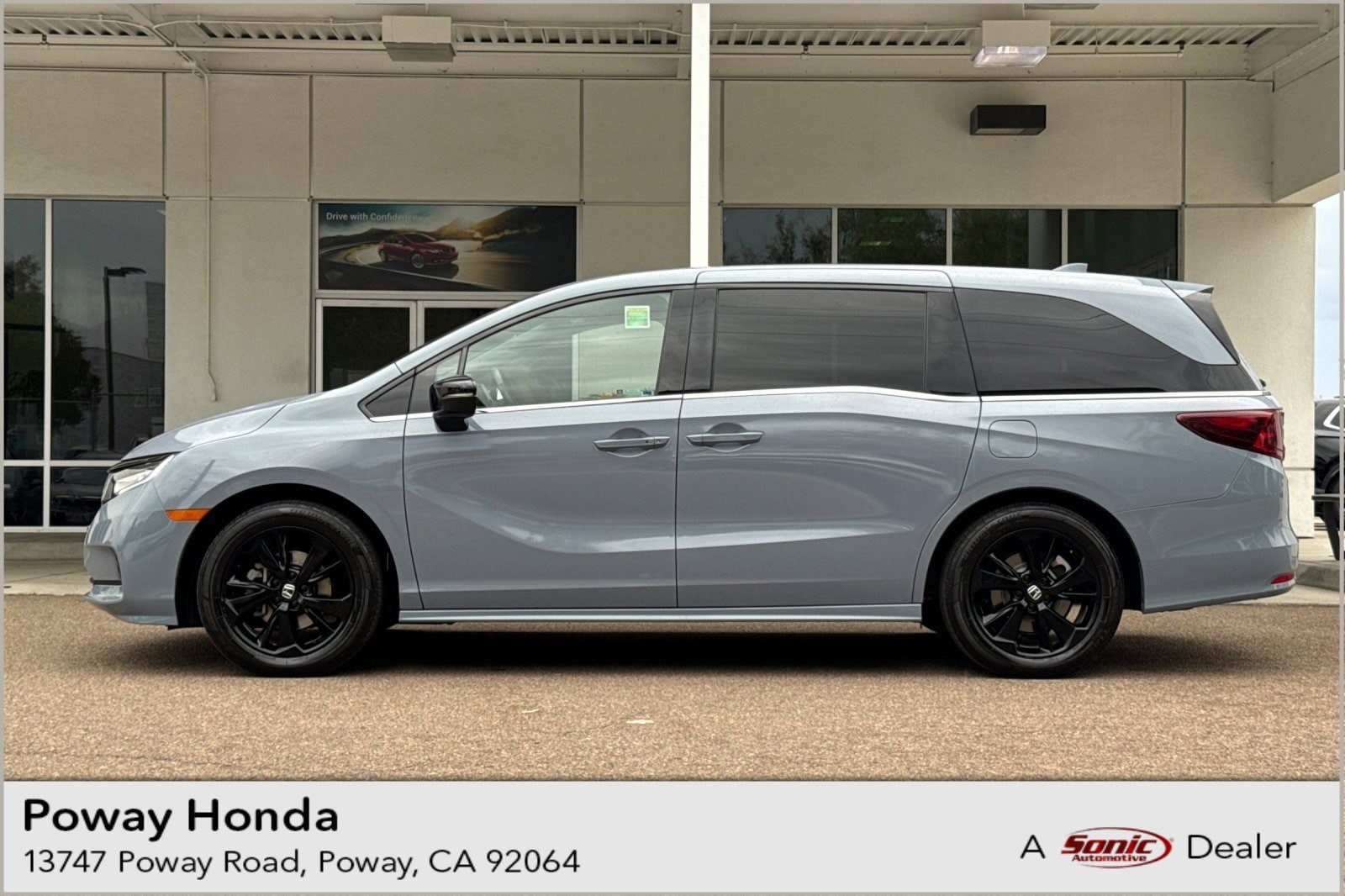 2023 Honda Odyssey SPORT's photo