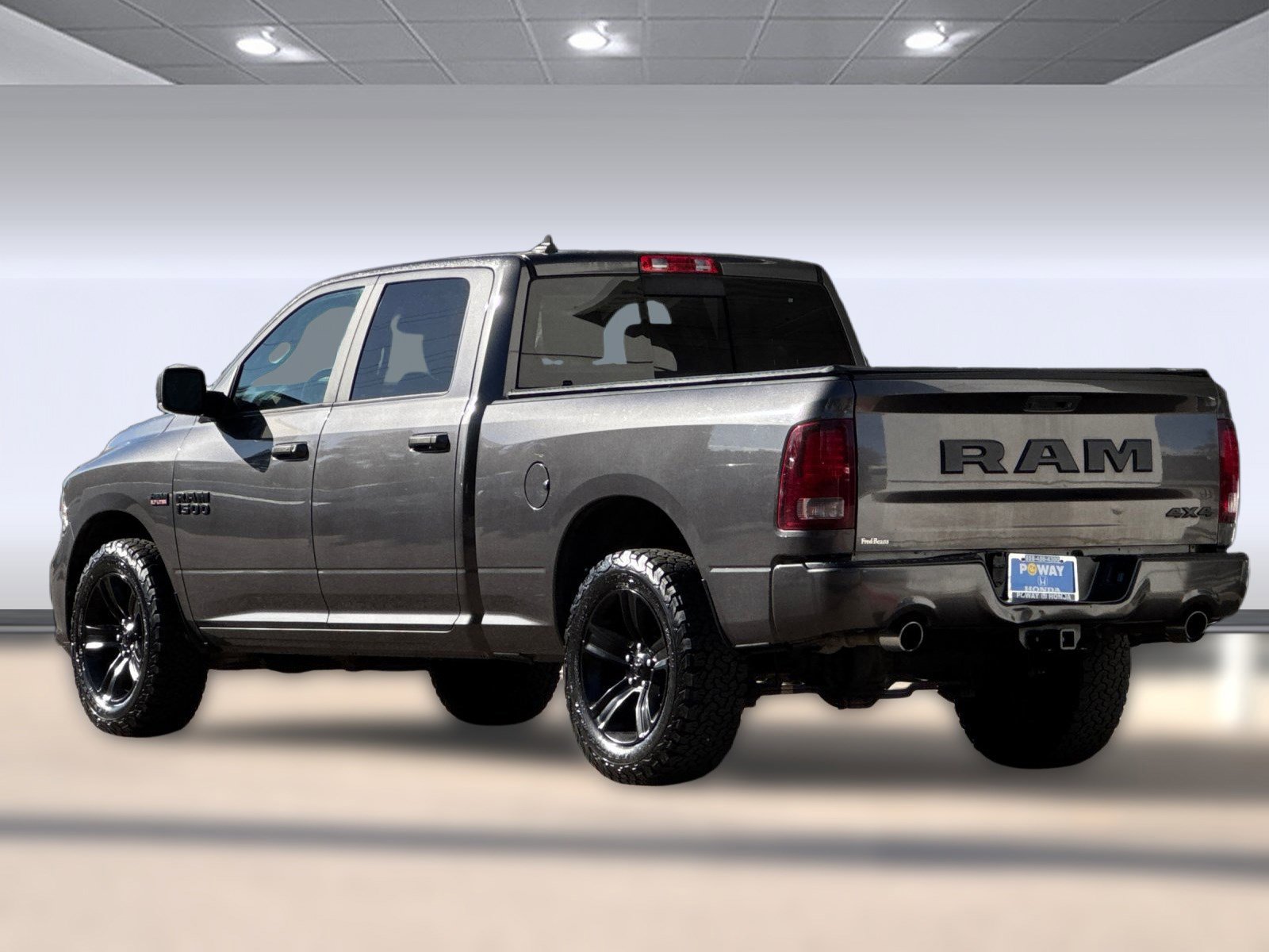 2018 Ram 1500 Sport photo 3