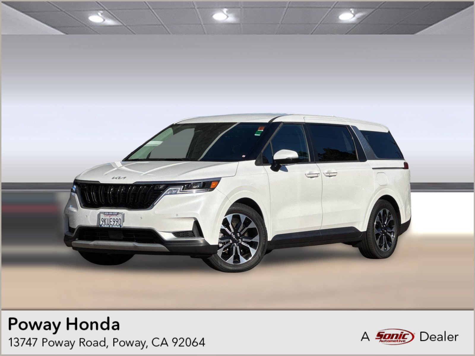  Kia Carnival